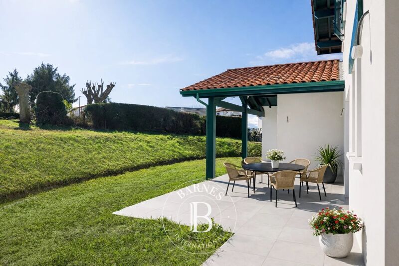 For Sale House | Villefranque - picture 2