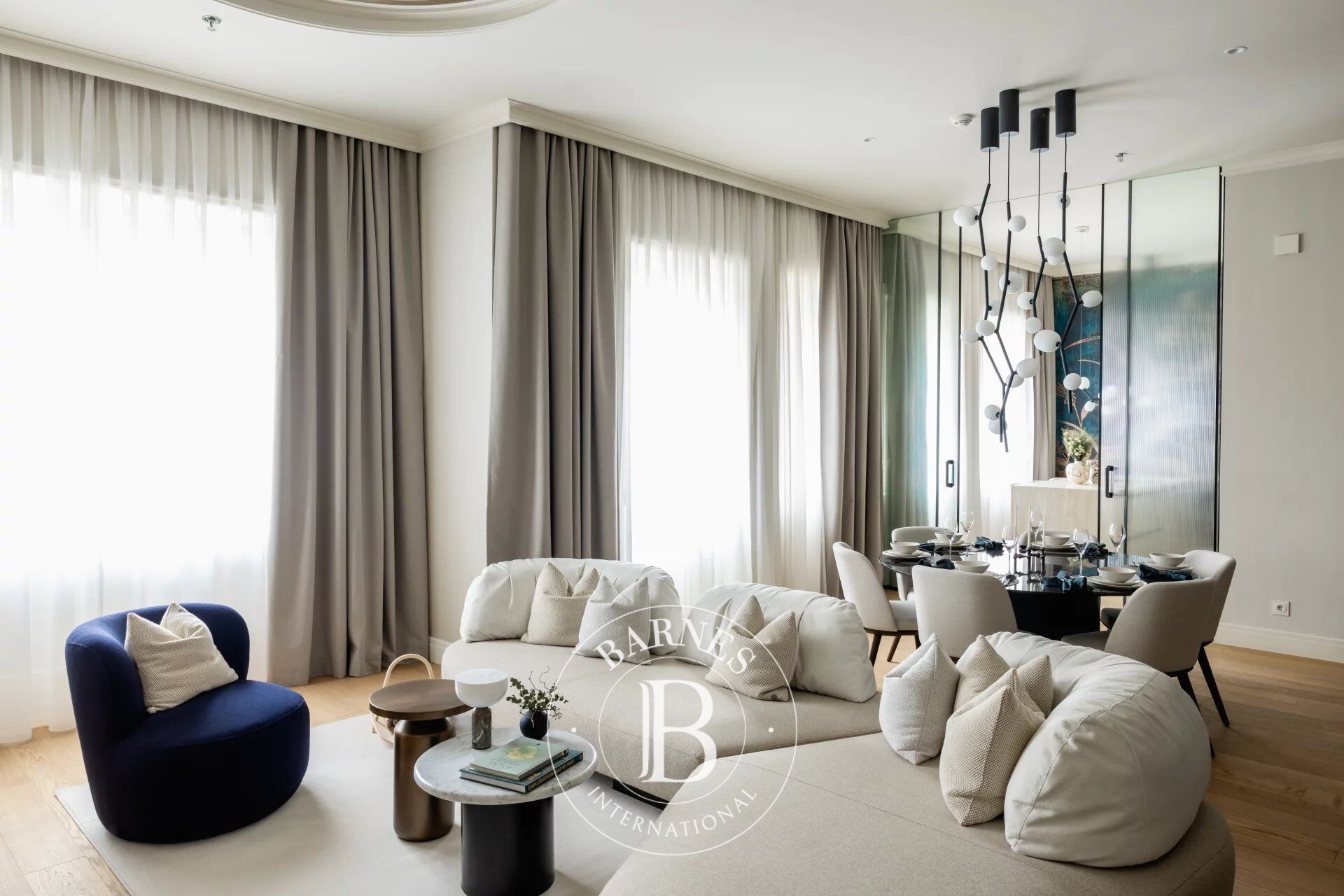 Appartement Budapest V. kerülete - picture 1