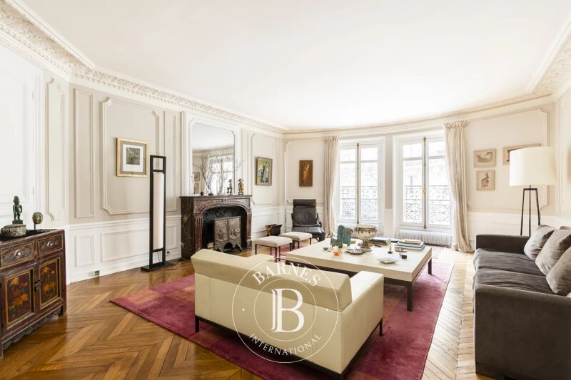 Paris 7 - Cité Vaneau - Charme - 3 chambres -... - picture 2