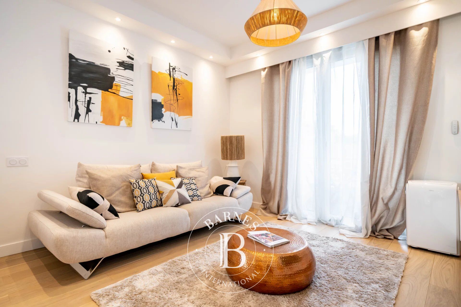 CANNES CROISETTE - BALCON VUE MER LATERALE - 1 CHAMBRE - picture 2
