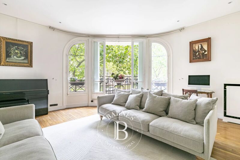For Sale Apartment | Paris 15ème - picture 2