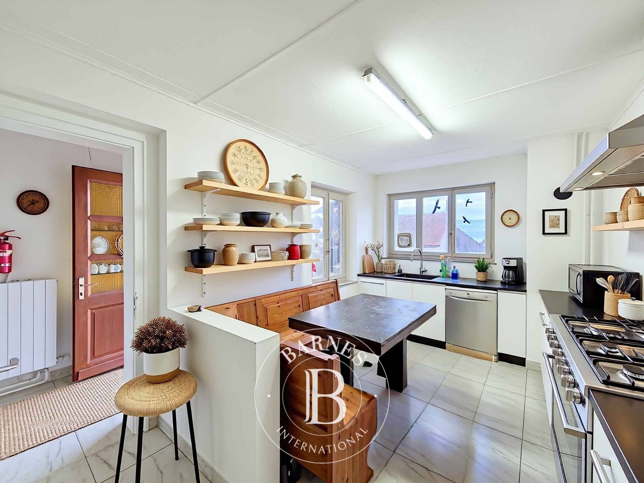 For Sale Villa | Chevroux - picture 6