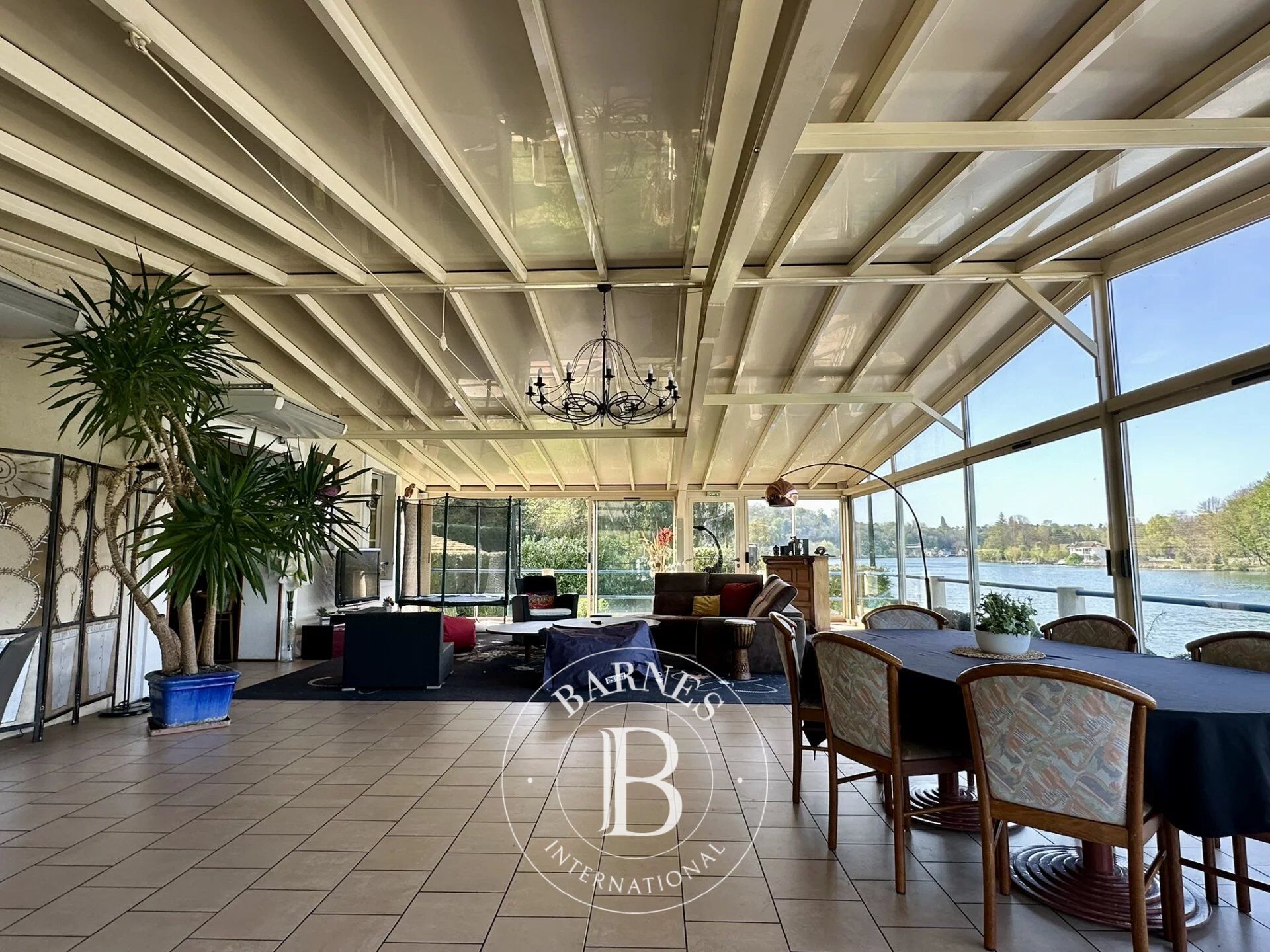 Le Coudray-Montceaux (91) - House and outbuilding on the banks of the Seine -  2,300 m² plot of land - picture 3