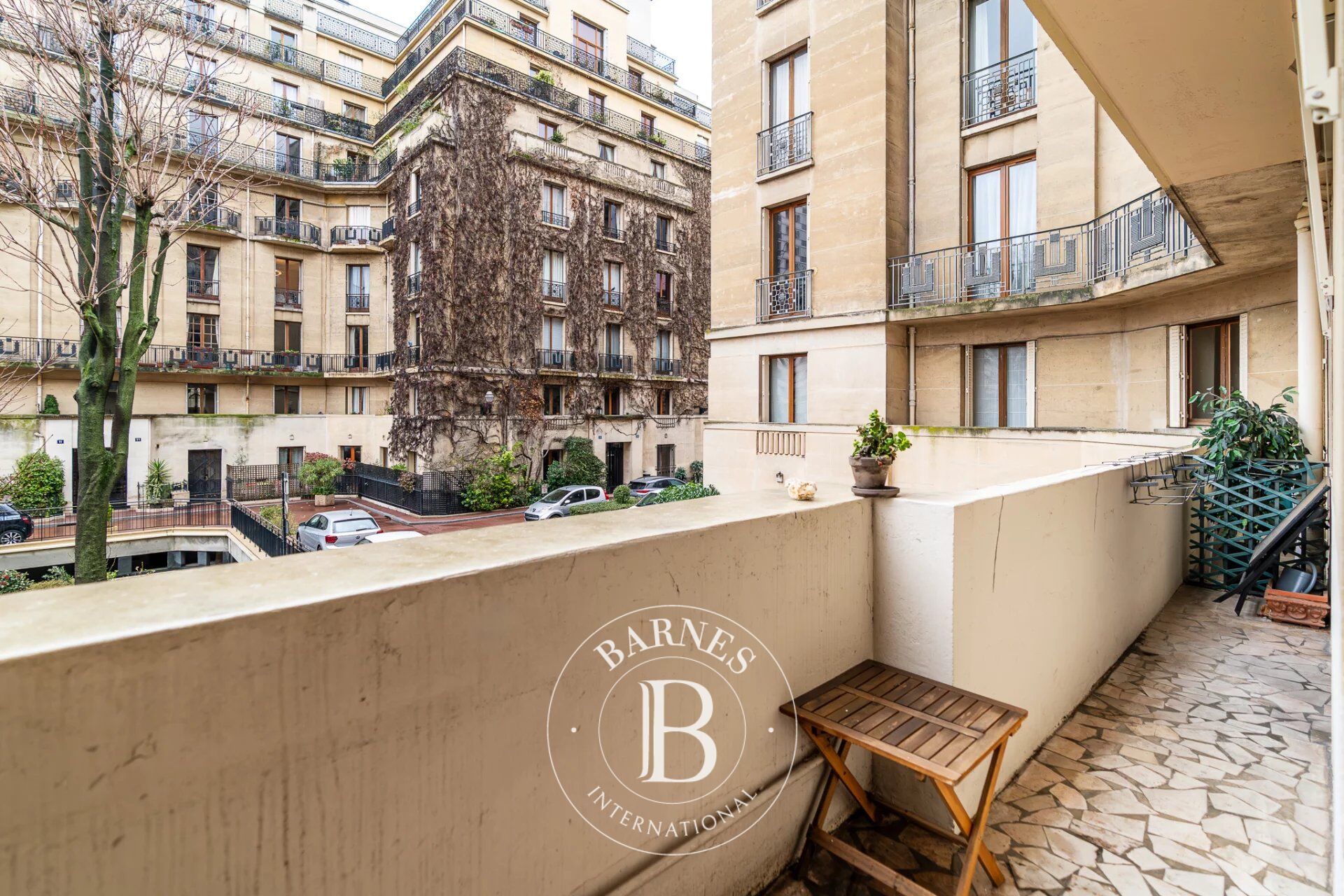 Paris 16 - AUTEUIL - Apartment with Balcony - picture 2