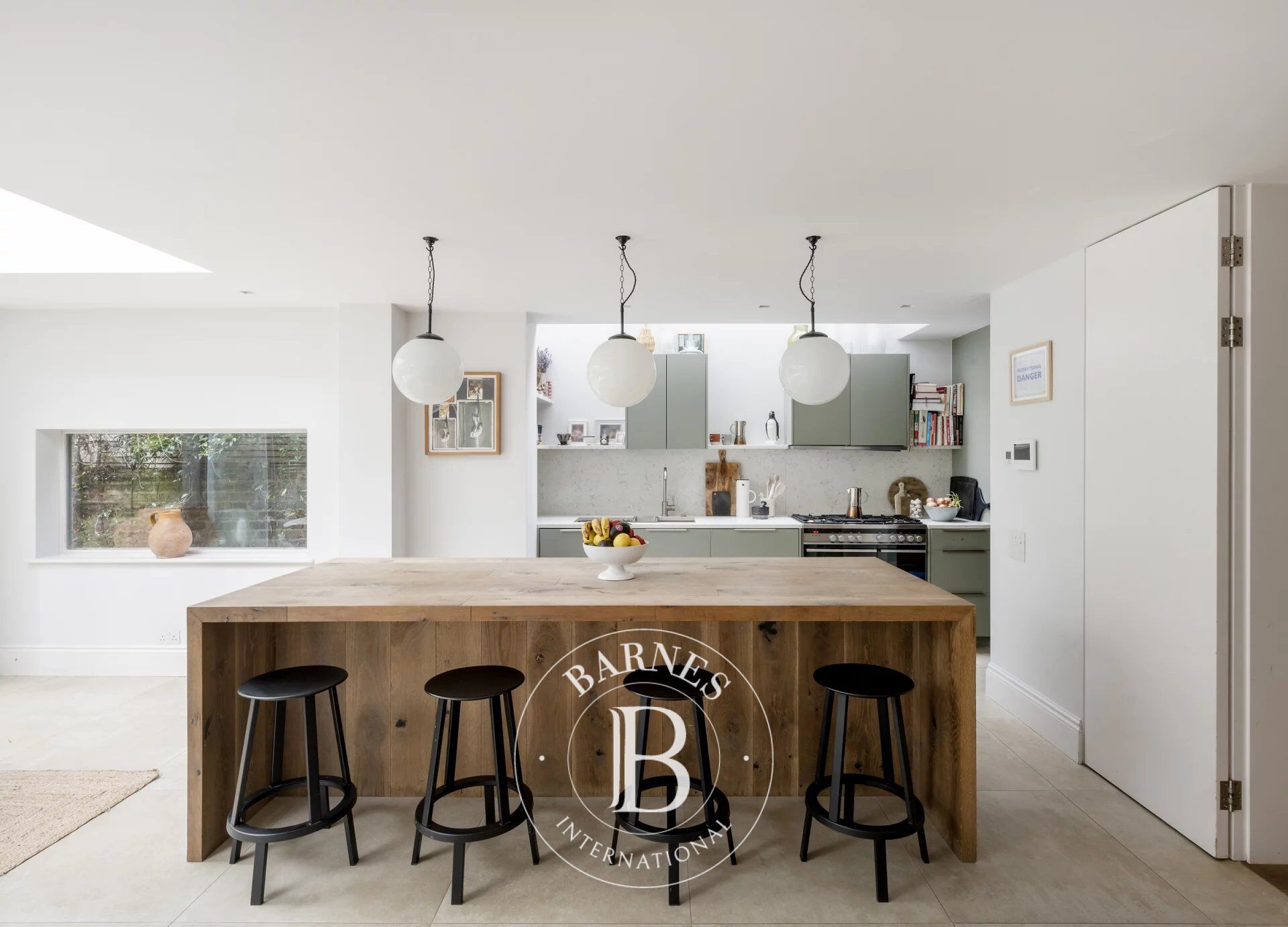 Aldridge Road Villas, Notting Hill - picture 3