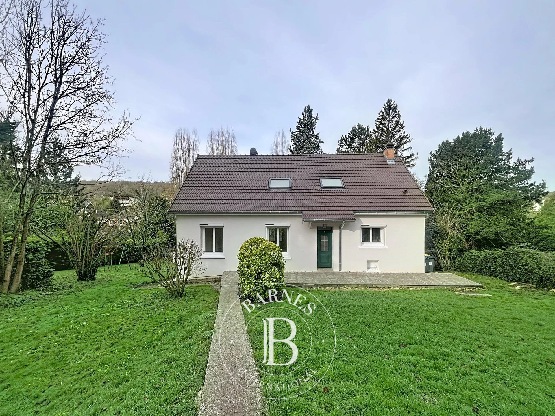 Le service location de la Maison BARNES vous propose ce bien : - picture 1