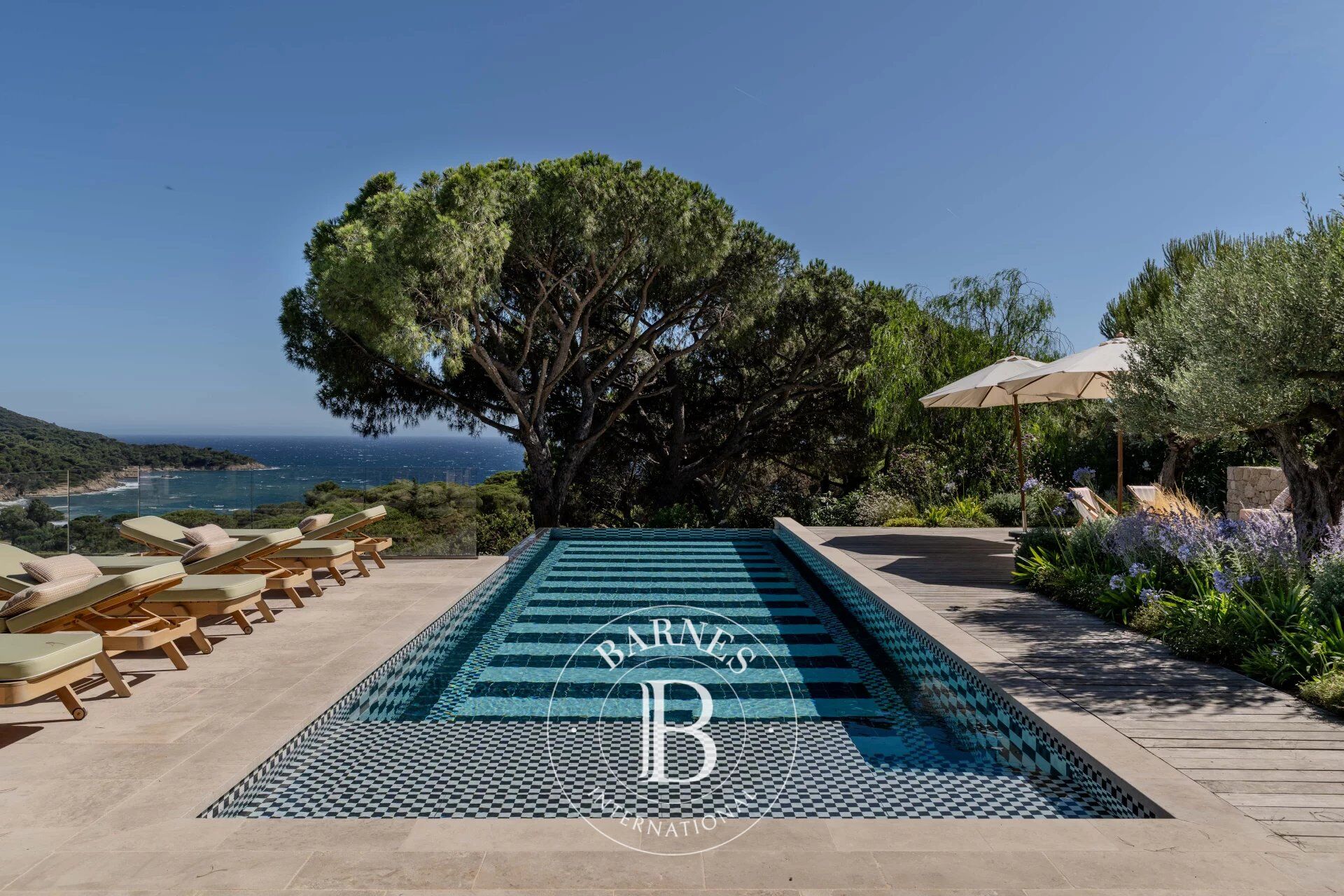 Villa La Croix-Valmer - picture 2