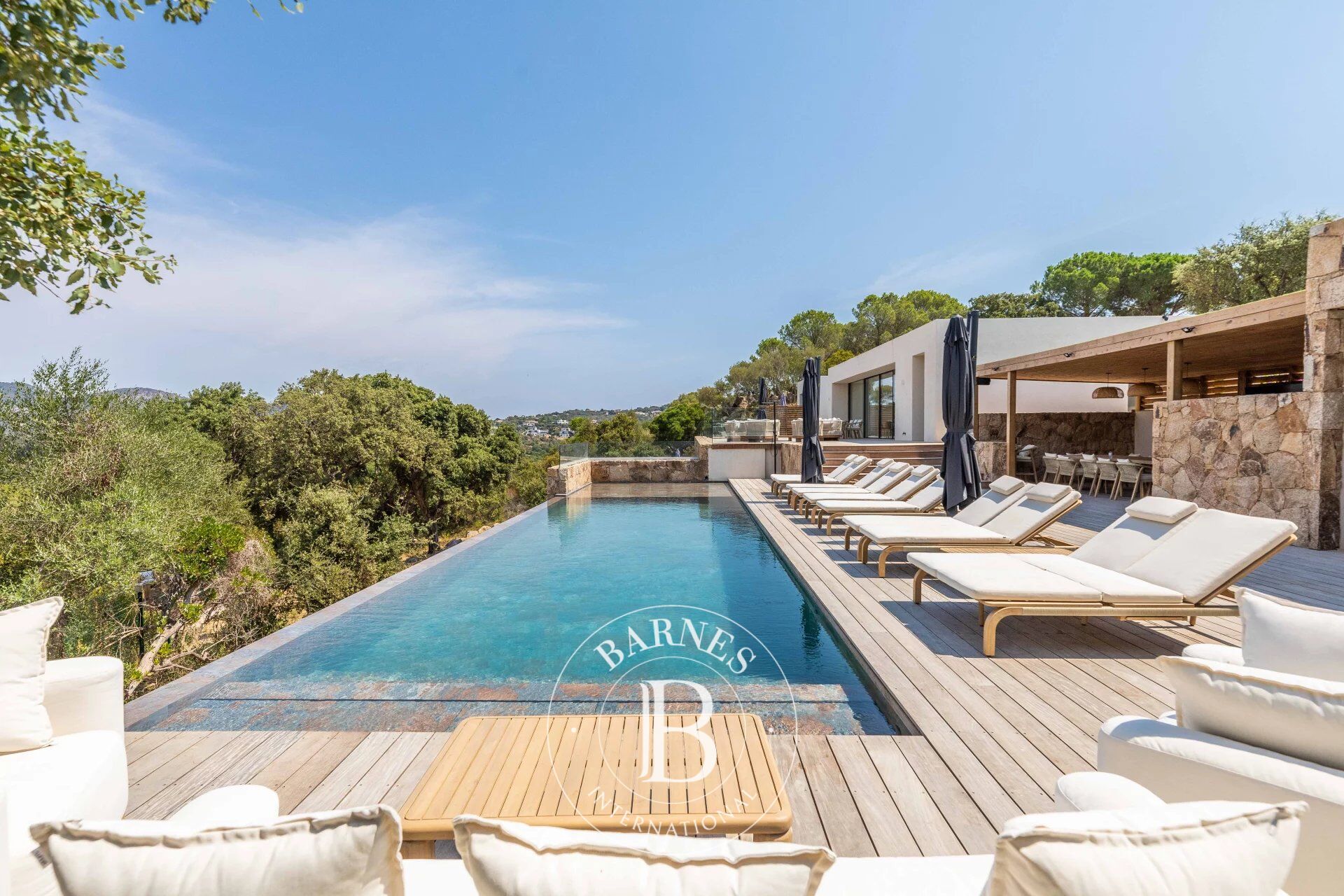 Caramontino, Private Arinella Estate, 6-Bedroom Villa, Pool, Jacuzzi, Mountain Views, Walking Distance to the Beach - picture 1