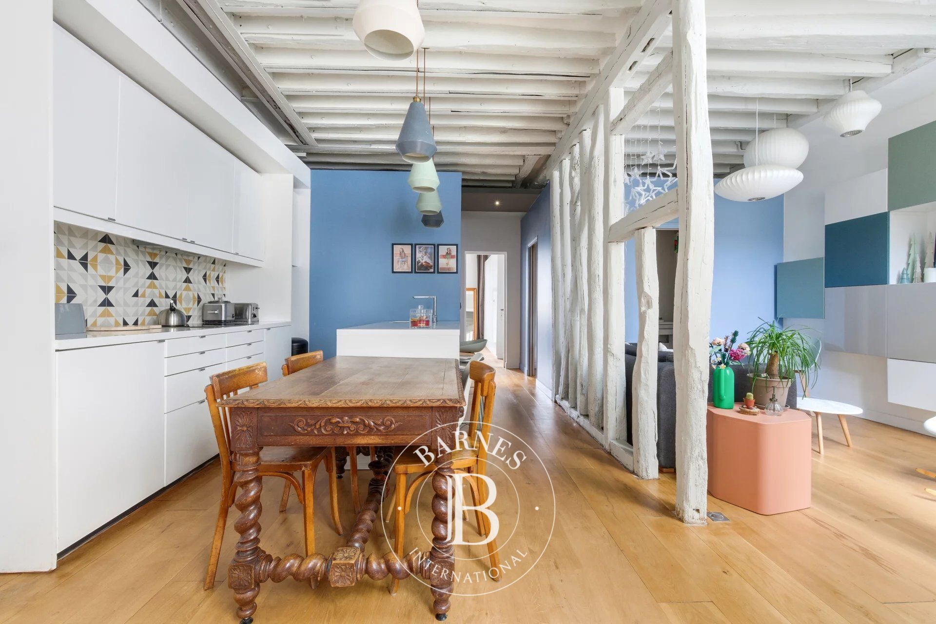 Vente appartement - Paris 3 - Bretagne - 2 chambres - étage élevé - picture 2