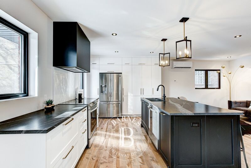 For Sale, Apartment Montréal... - picture 3