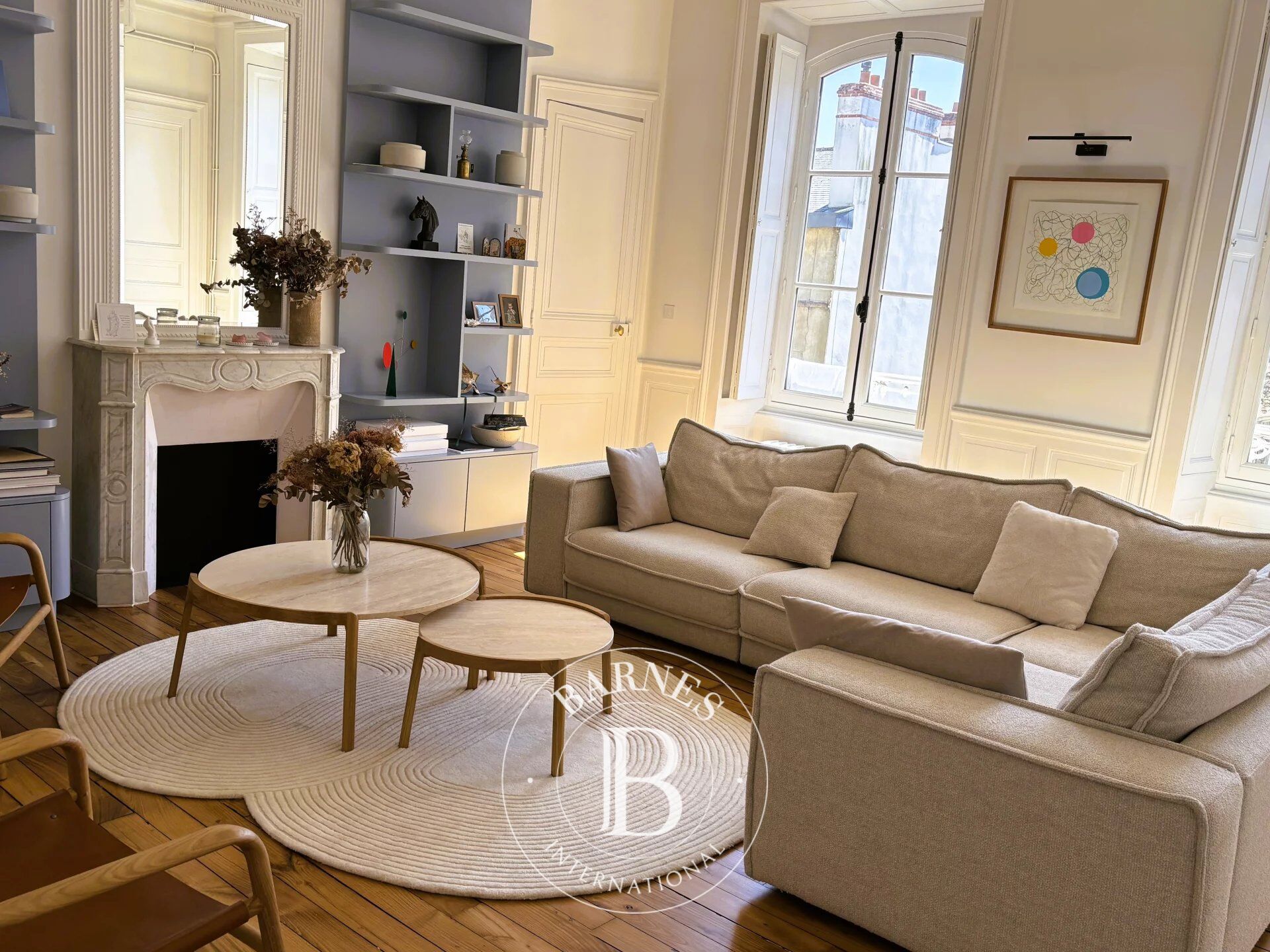 Rennes downtown area - Renovated Haussmann-style apartment of 182 m 2 - picture 1