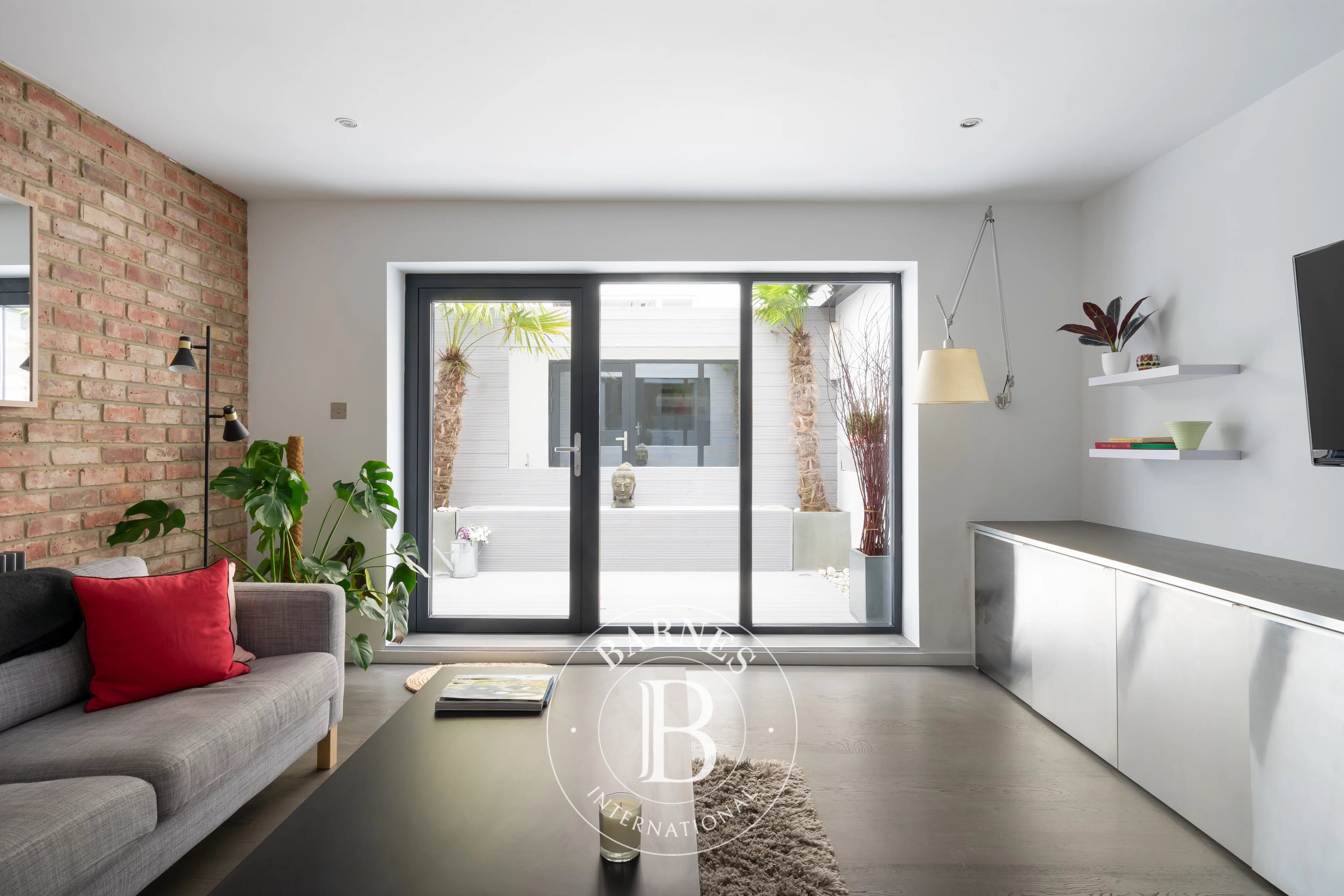 Piso London - picture 1