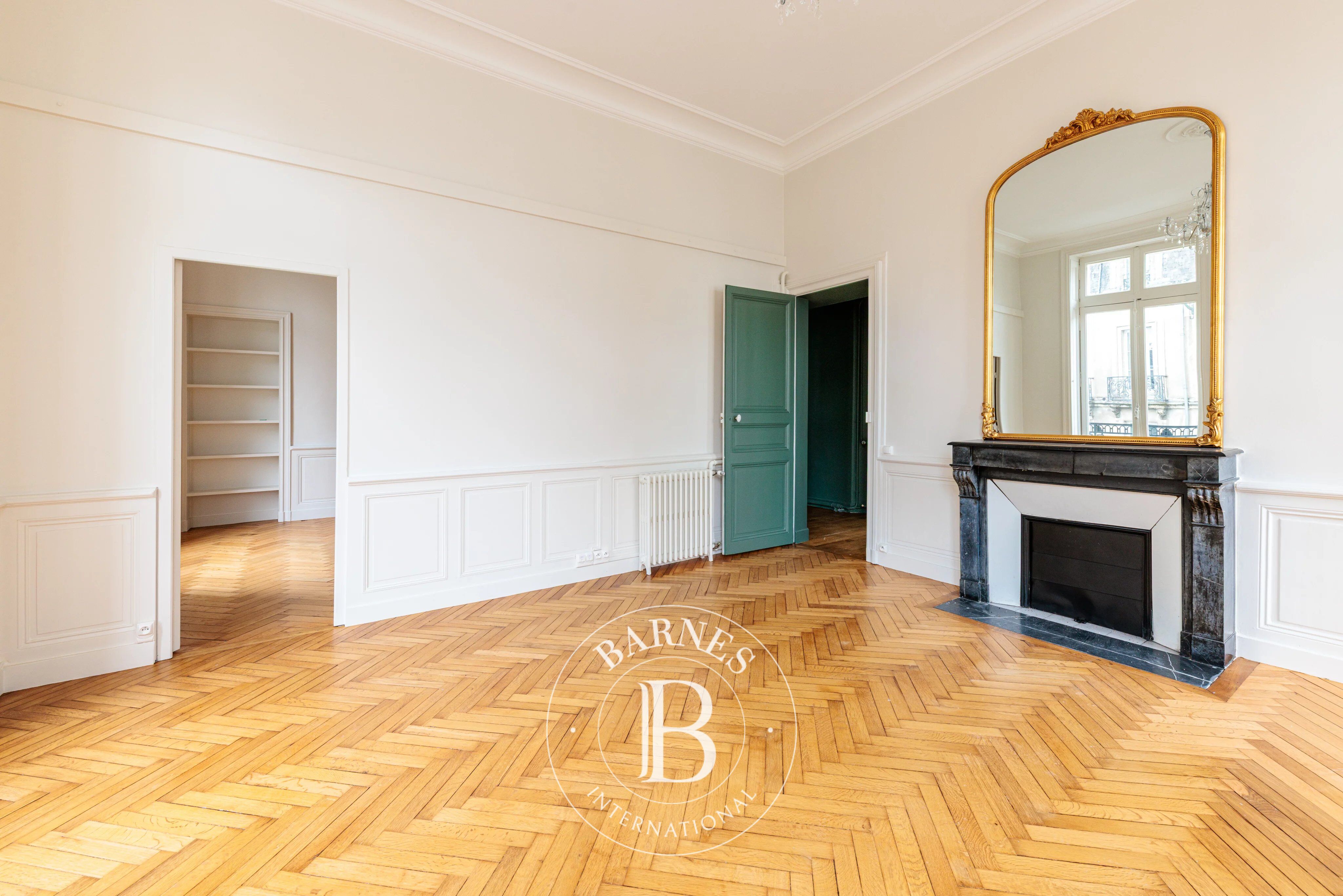 NANTES CATHEDRALE - Appartement/Bureau hausmannien - picture 3