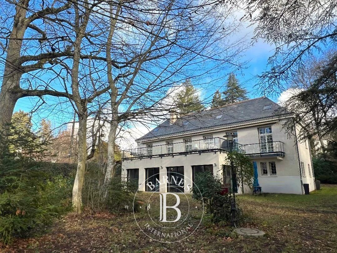 VERNOU-SUR-BRENNE - Propriété confidentielle au cœur d’un parc arboré - picture 1