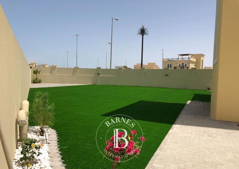 For Rent, Villa Jumeirah Park - picture 2