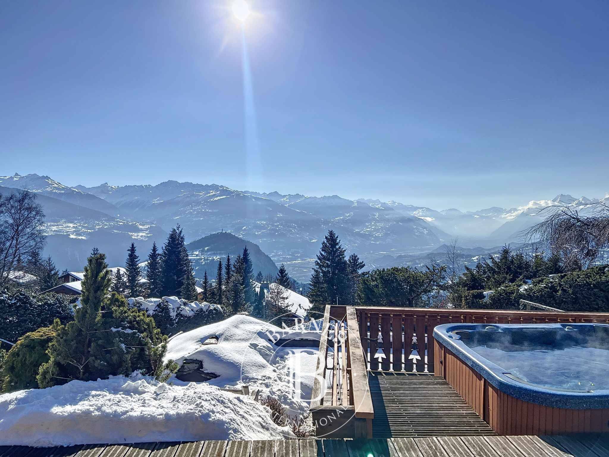 EXCLUSIVITÉ - Magnifique chalet avec vue panoramique sur la plaine du Rhône et les Alpes - picture 1