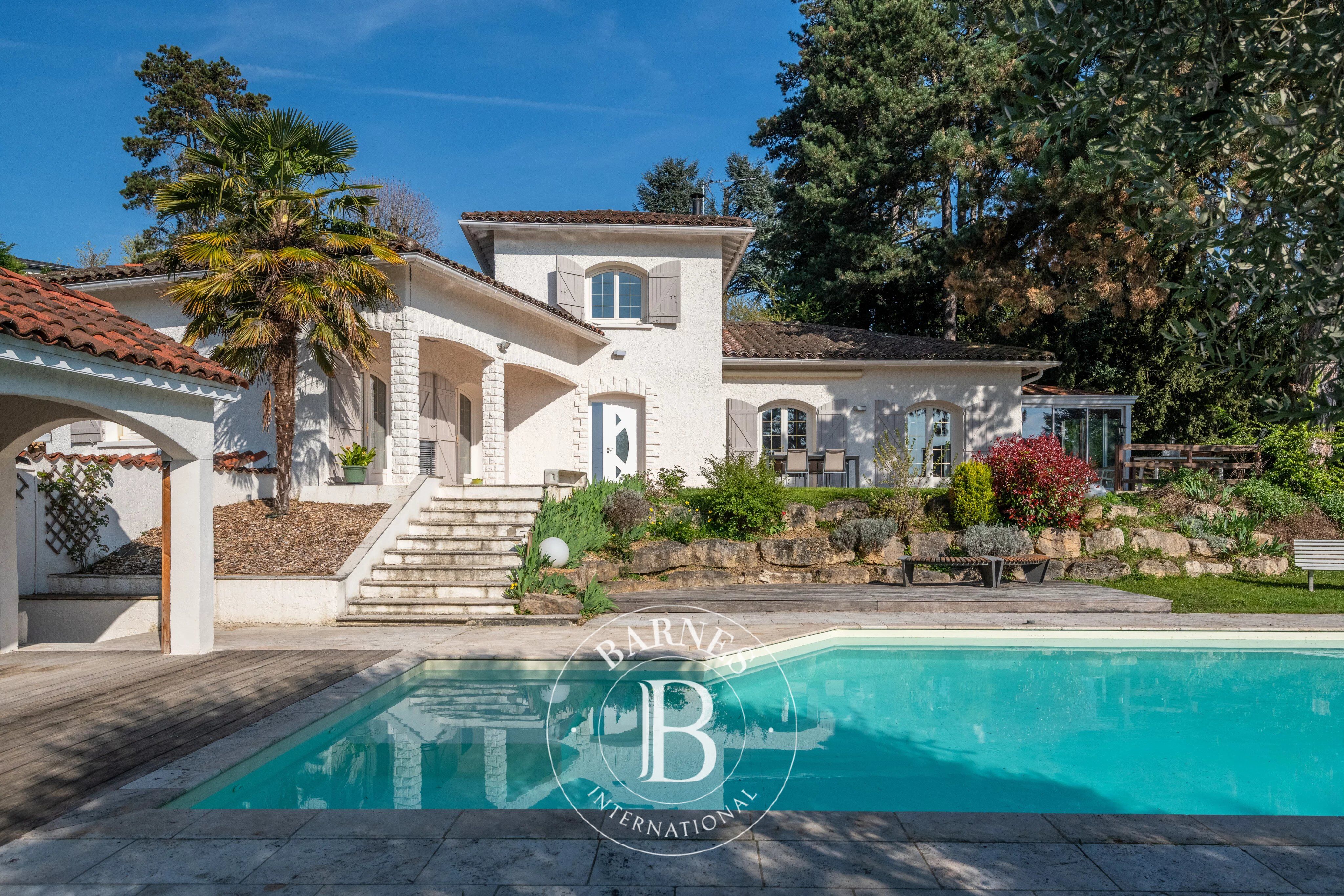 Haus Limonest - picture 1