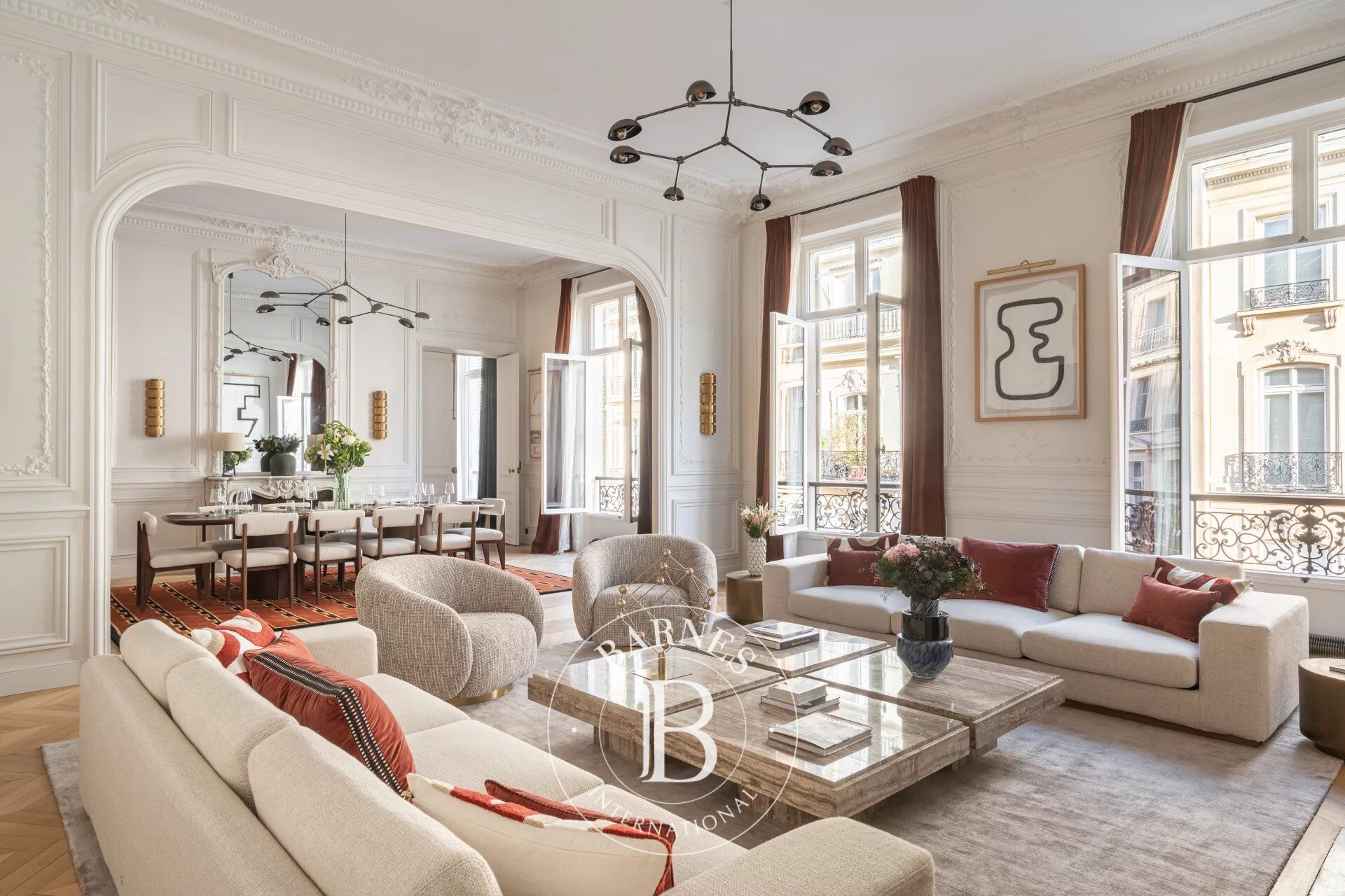 Paris 8è Triangle d'Or - Appartement d'exception  - rénové et climatisé - 2 suites - picture 1