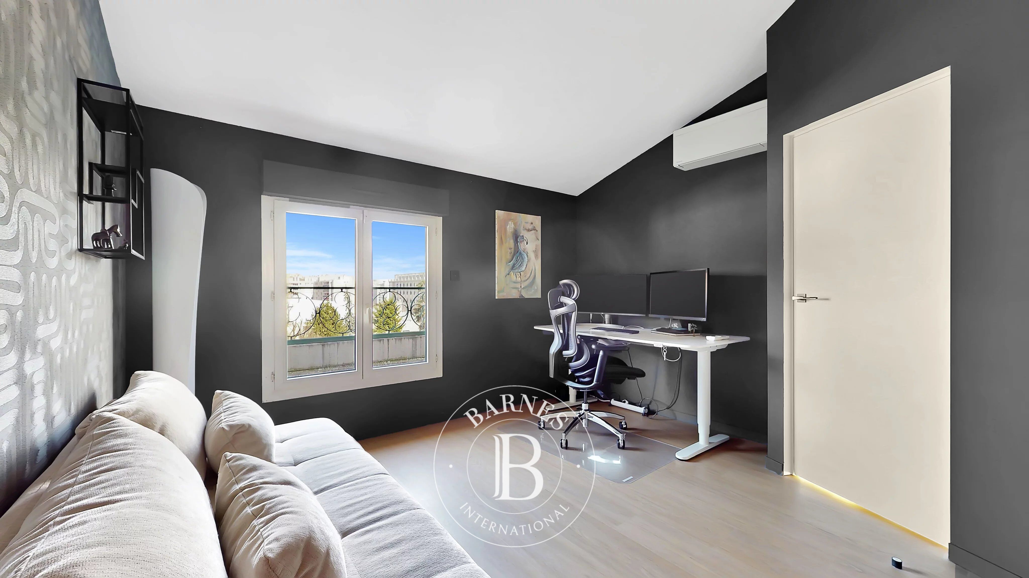 Lyon - Villette Part-Dieu - Appartement de 166 m² en dernier étage avec terrasse et balcon - 4 chambres - picture 3