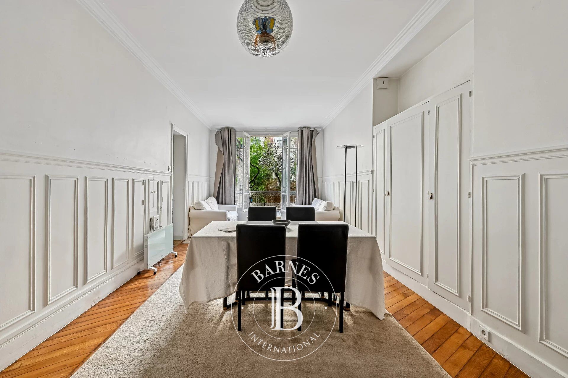 Paris 16 - Passy - Esprit maison de ville - picture 2