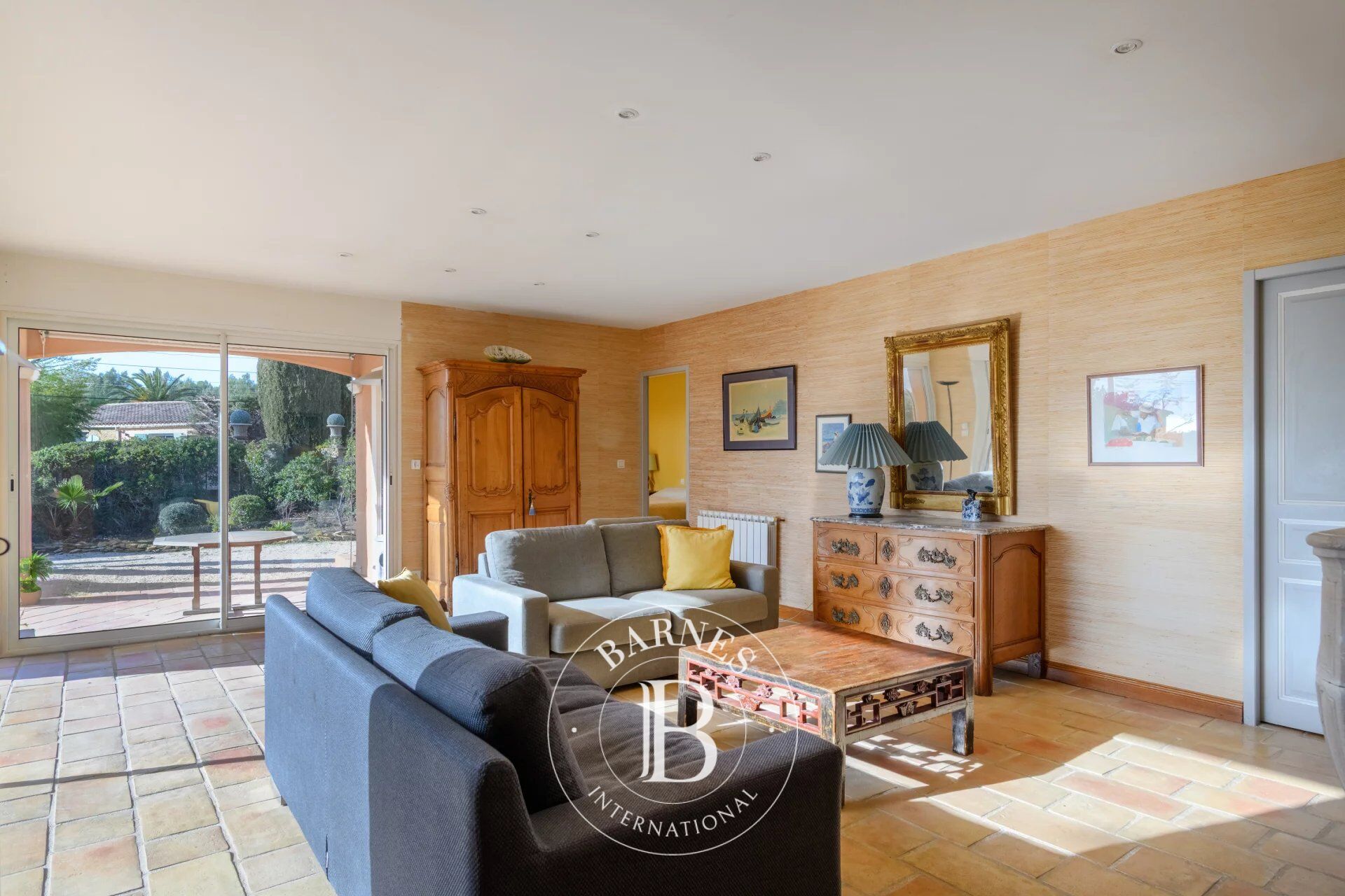 La Cadière d'Azur, belle villa vue mer, 180 m², secteur résidentiel, piscine et jardin paysager. - picture 3