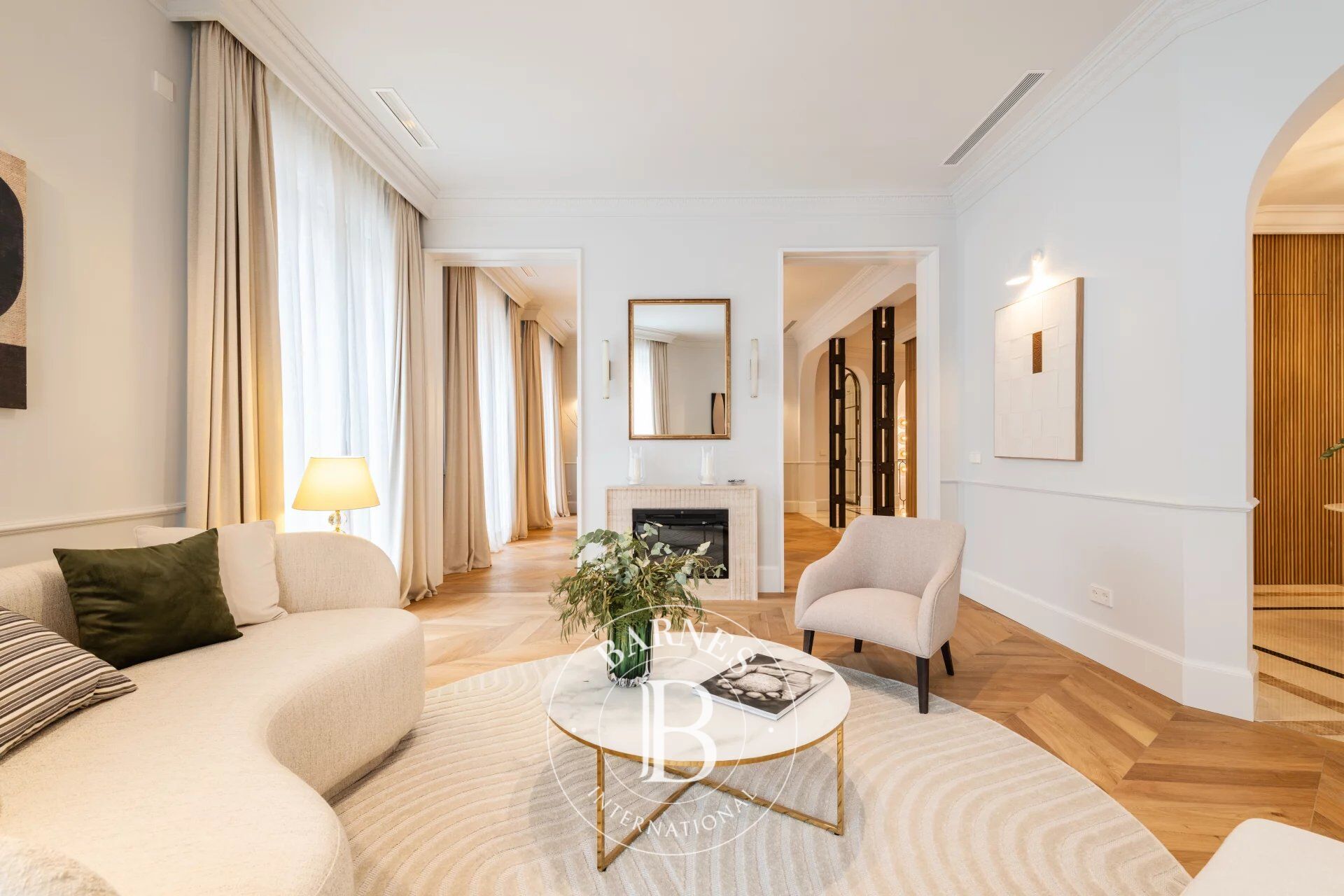 Vivienda única de alto lujo con 469 m² en finca clásica en Almagro - picture 3