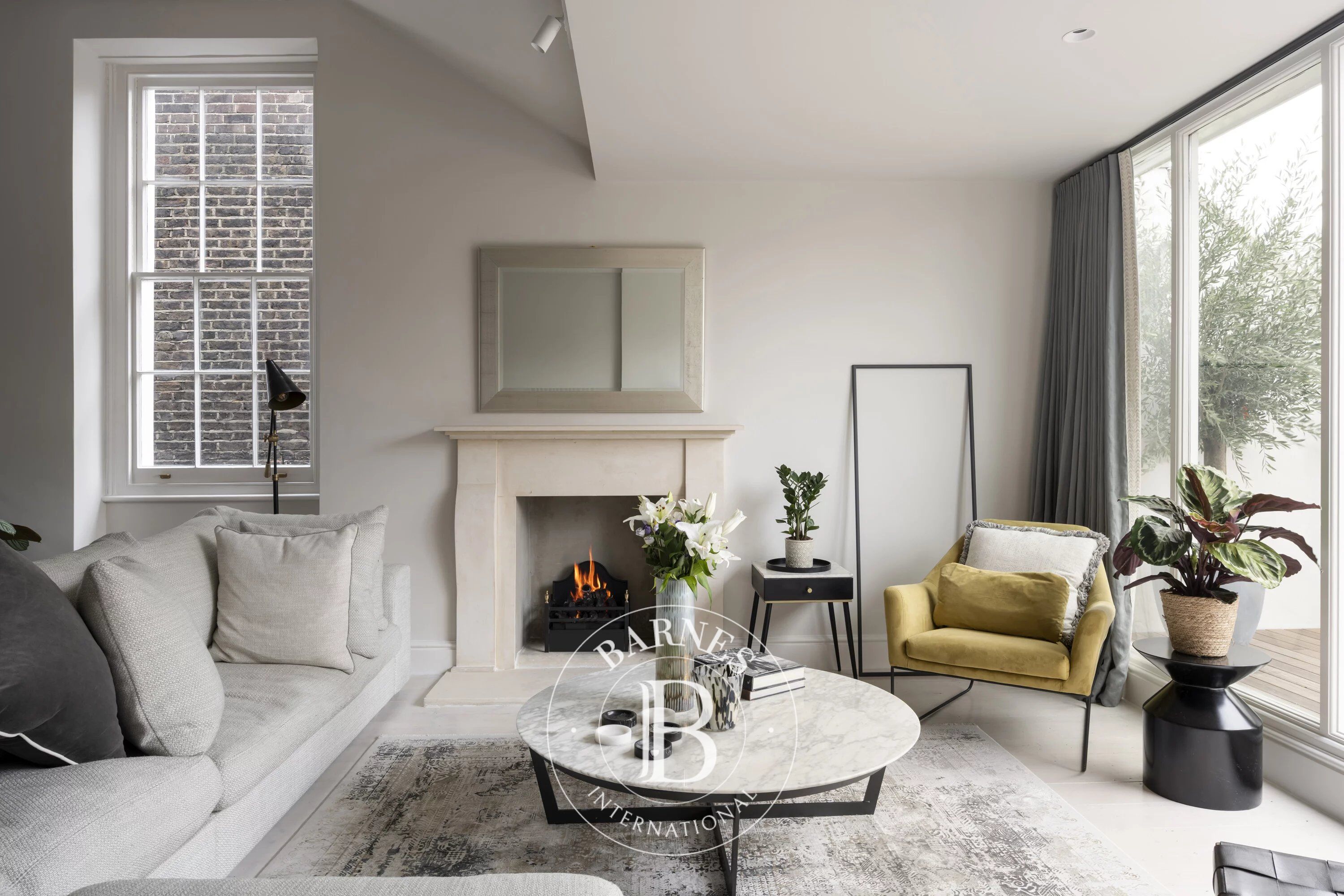 Holland Park Road, Holland Park - picture 3