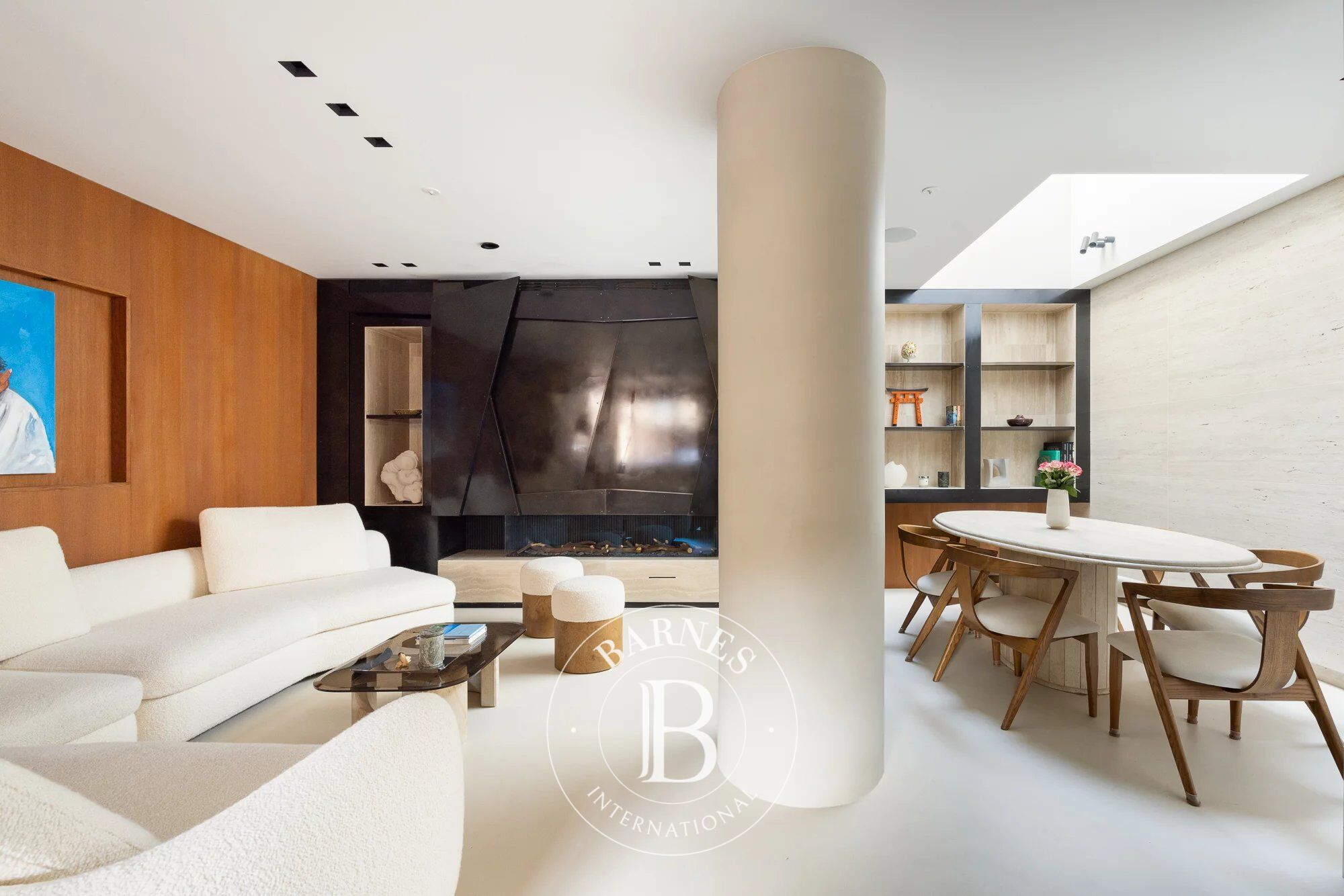 Old Yard, Queen's Park/ Kensal - picture 1