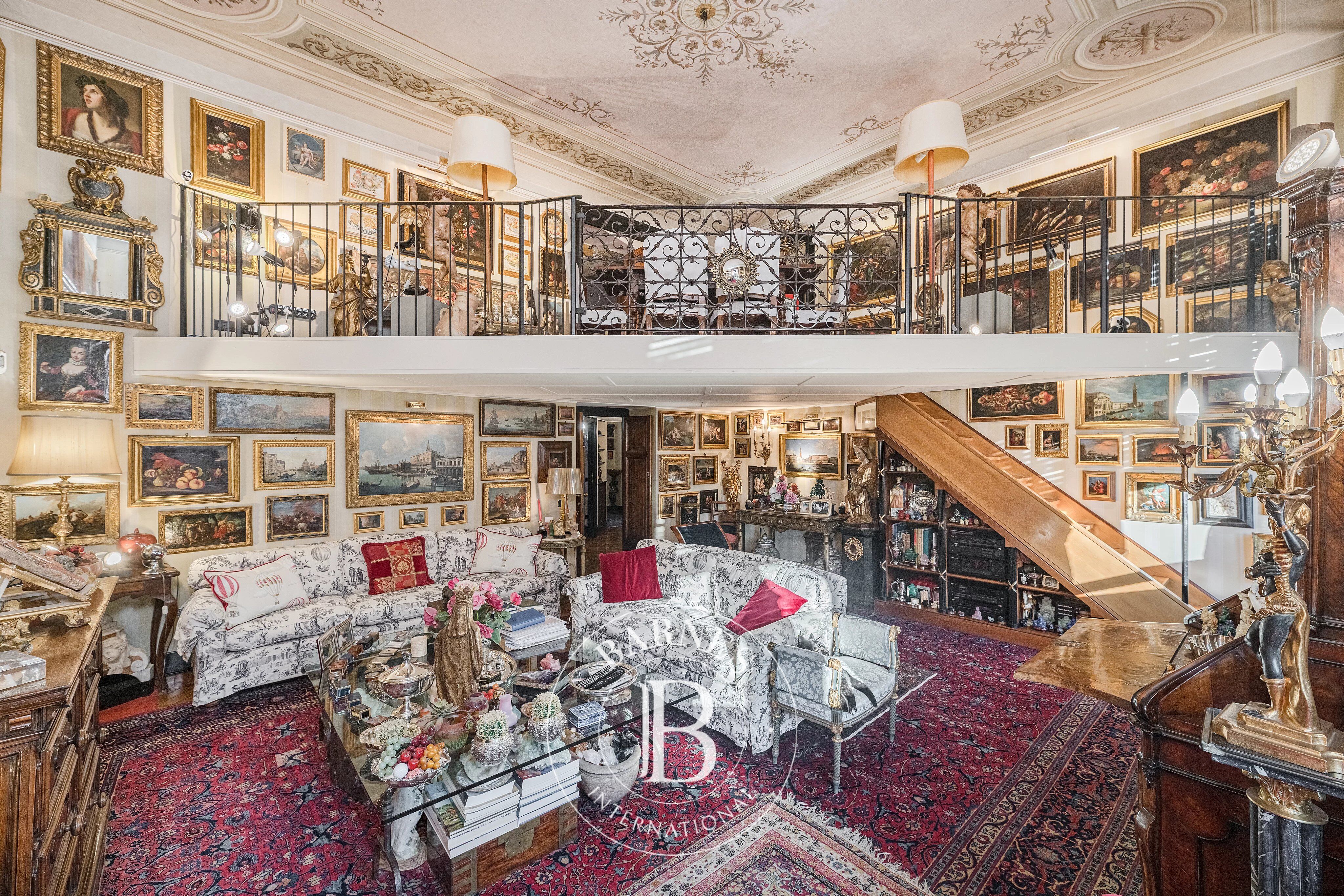 Eleganza senza tempo a due passi dal Castello - picture 2