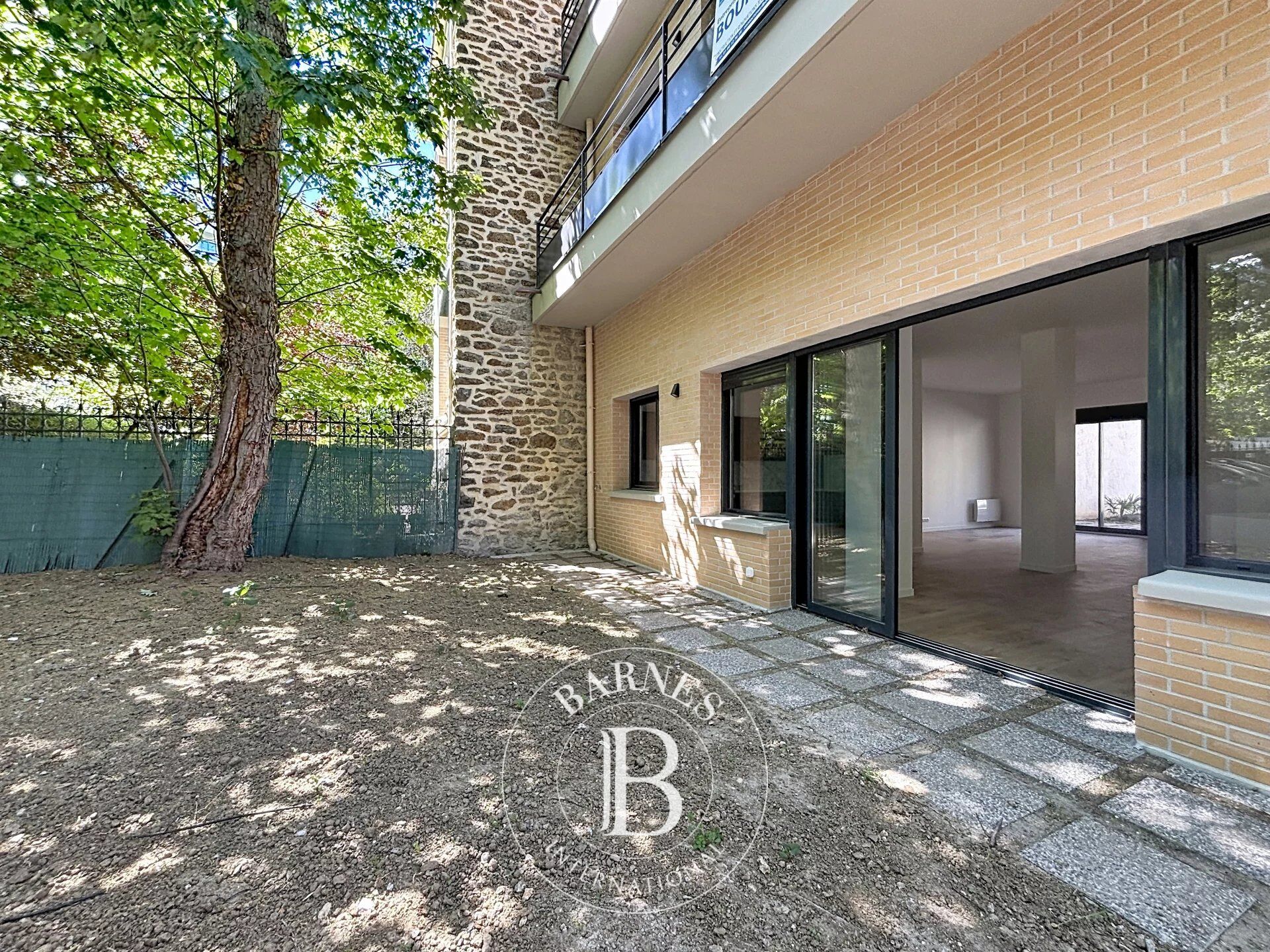 Le service location de la maison BARNES vous présente ce bien : - picture 1