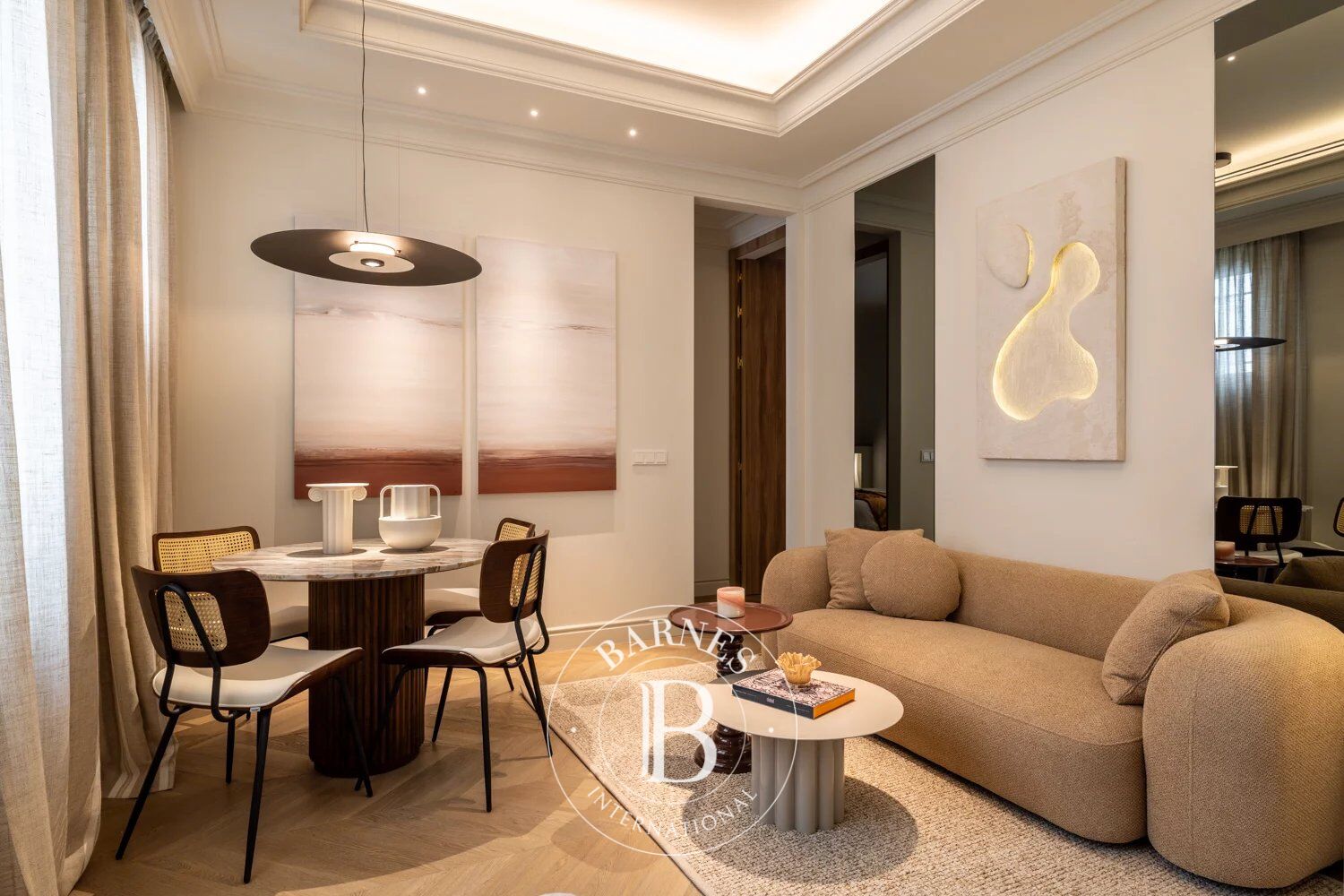 Elegant luxury residence in the heart of Salamanca - picture 2