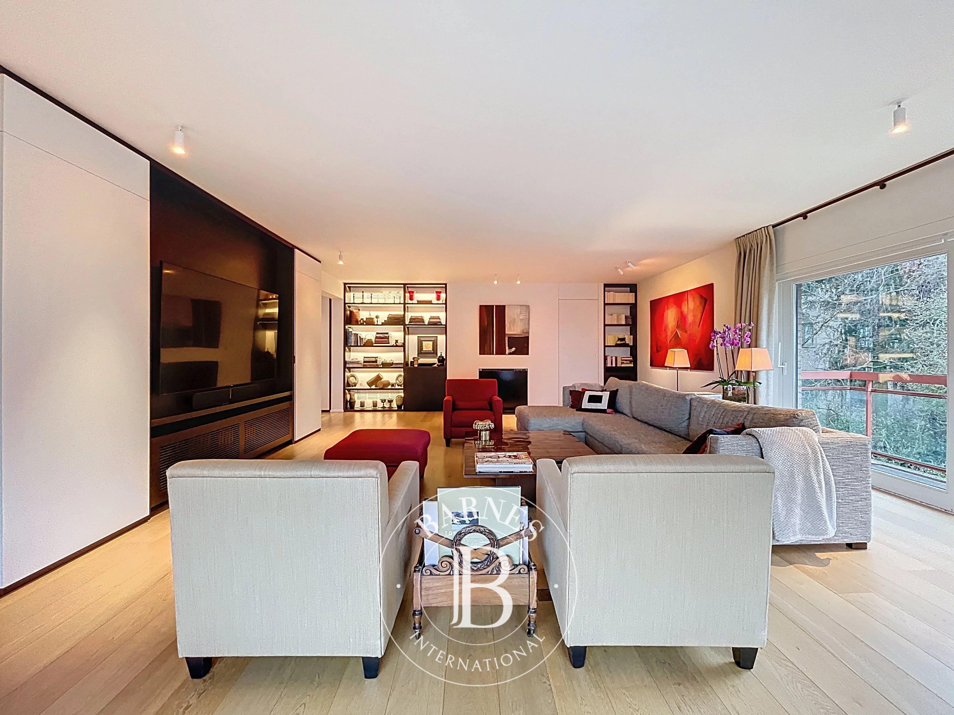 Observatoire – Appartement de prestige rénové, terrasses, garage double - picture 2