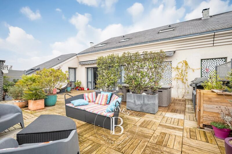 For Sale, Apartment Saint-Germain-en-Laye - picture 2