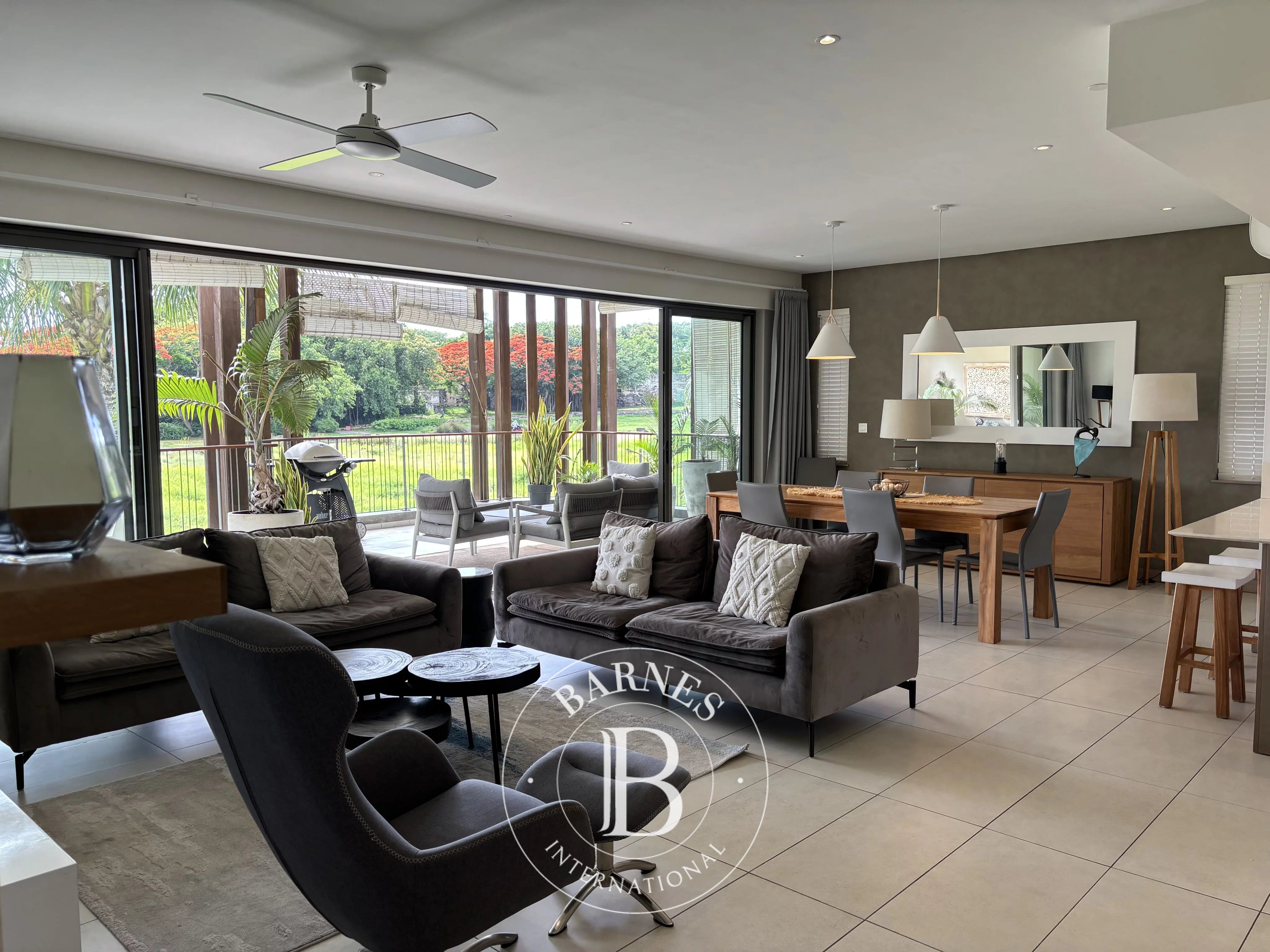 MONT CHOISY - Appartement - 2 Chambres - picture 1