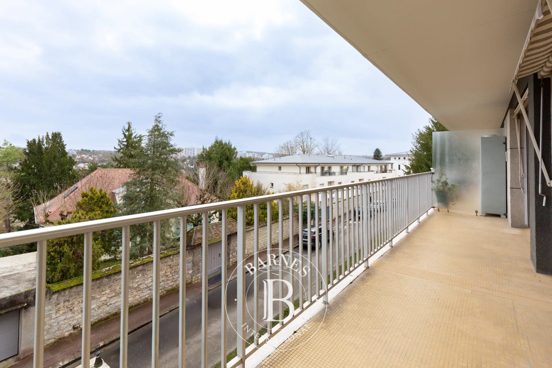 A vendre- Saint Germain en Laye-Victor Hugo-Appartement 4 chambres- - picture 1