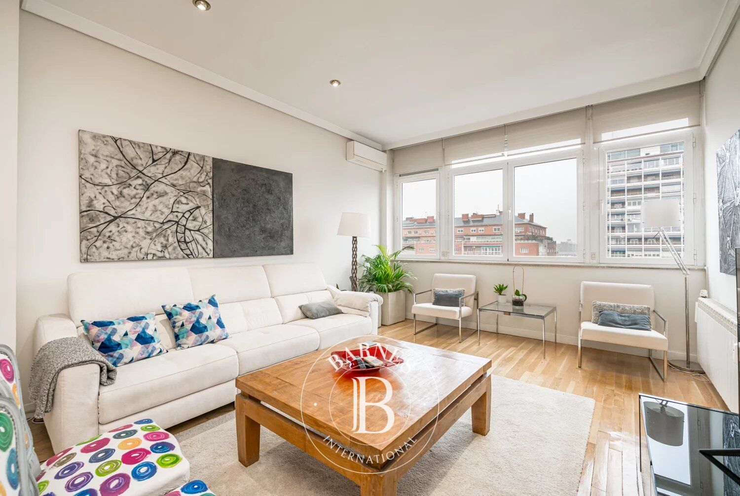 Elegante appartamento con 3 camere da letto e viste panoramiche sulla Castellana - picture 1