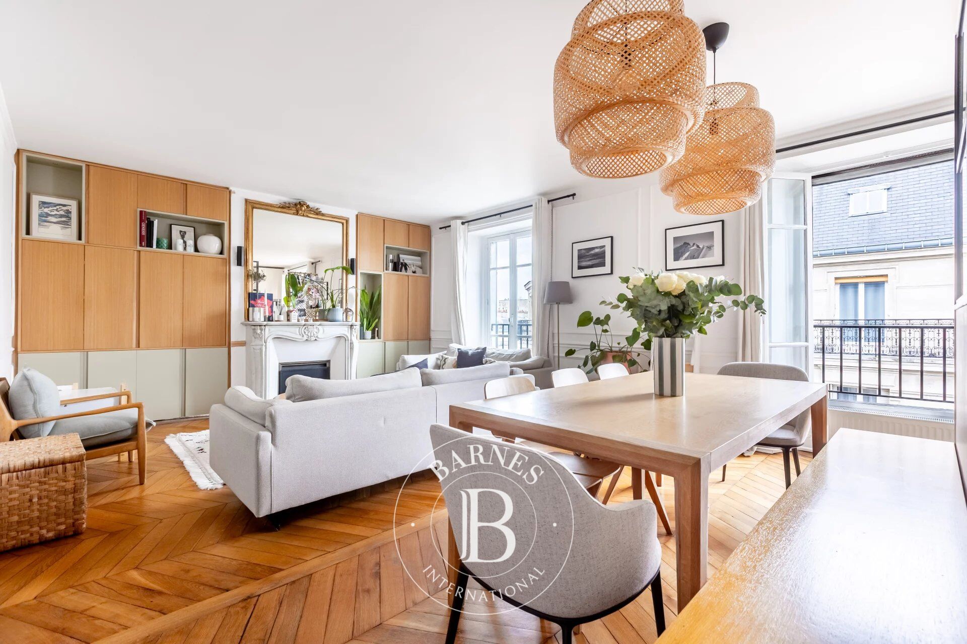 Paris 17 - 3-BED APARTMENT - PEREIRE LEBON - IMMACULATE CONDITION - picture 2