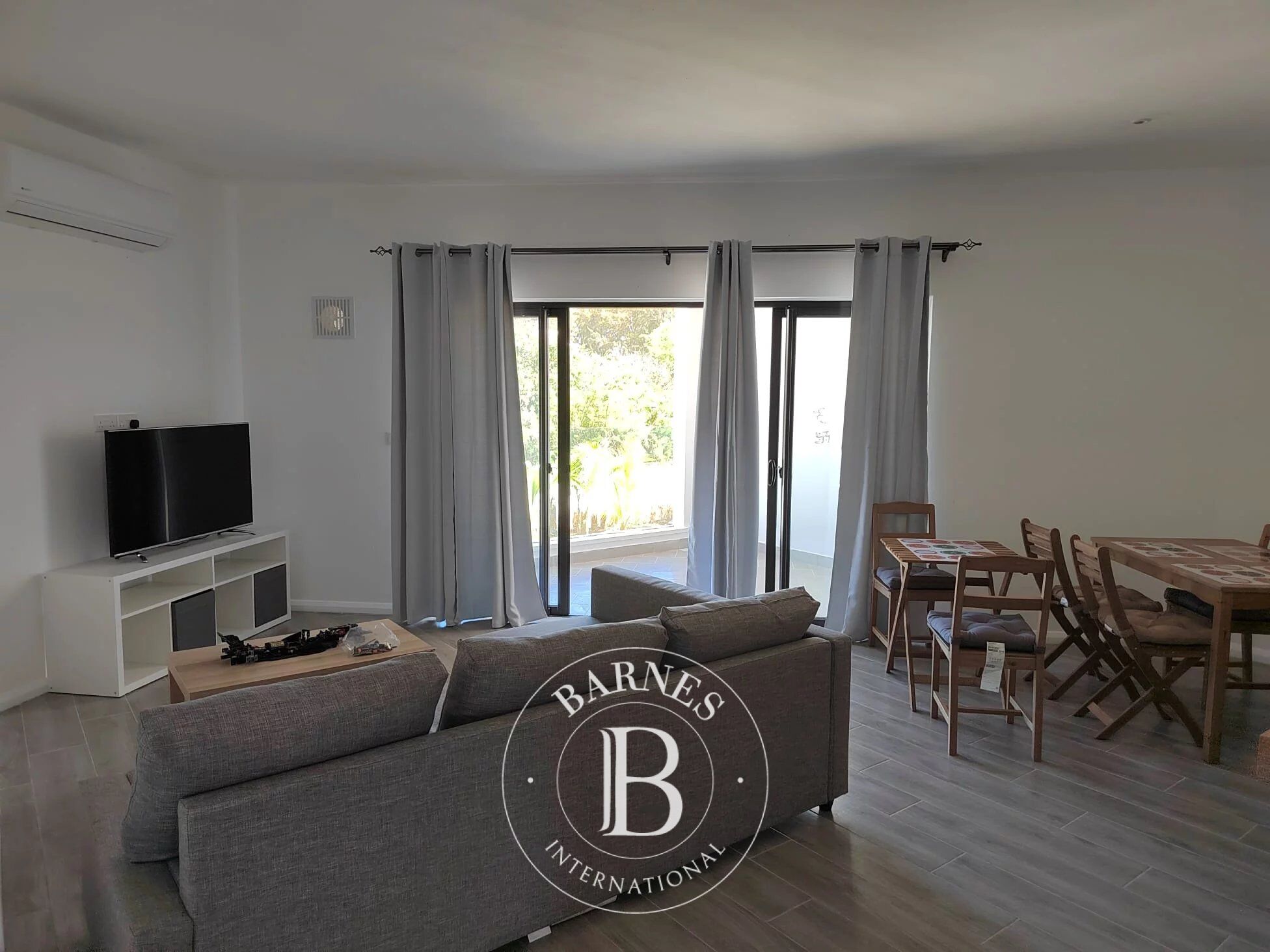 Piso Roches Noires - picture 2