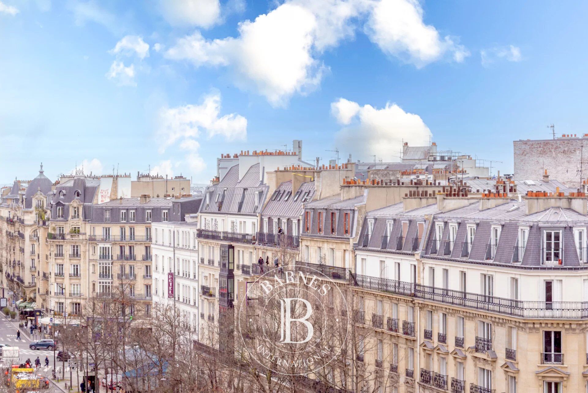 Exclusivité Paris XIV - Raspail : lieu rare, étage élevé, vues panoramiques, conçu et rénové par architecte - picture 1