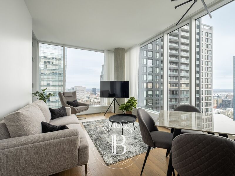 For Sale Apartment | Montréal (Ville-Marie) - picture 1