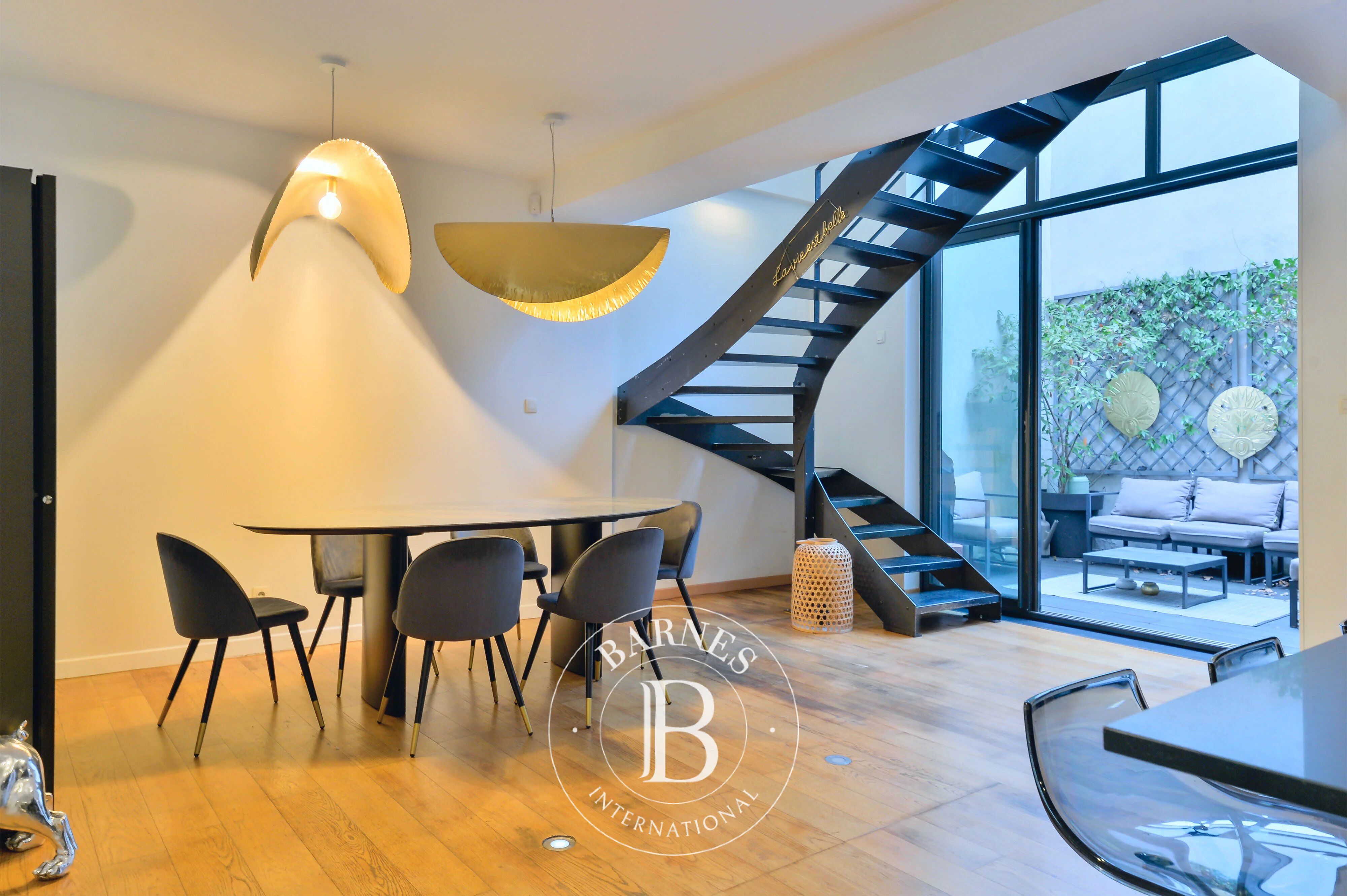 Stadthaus Lyon 6ème - picture 2