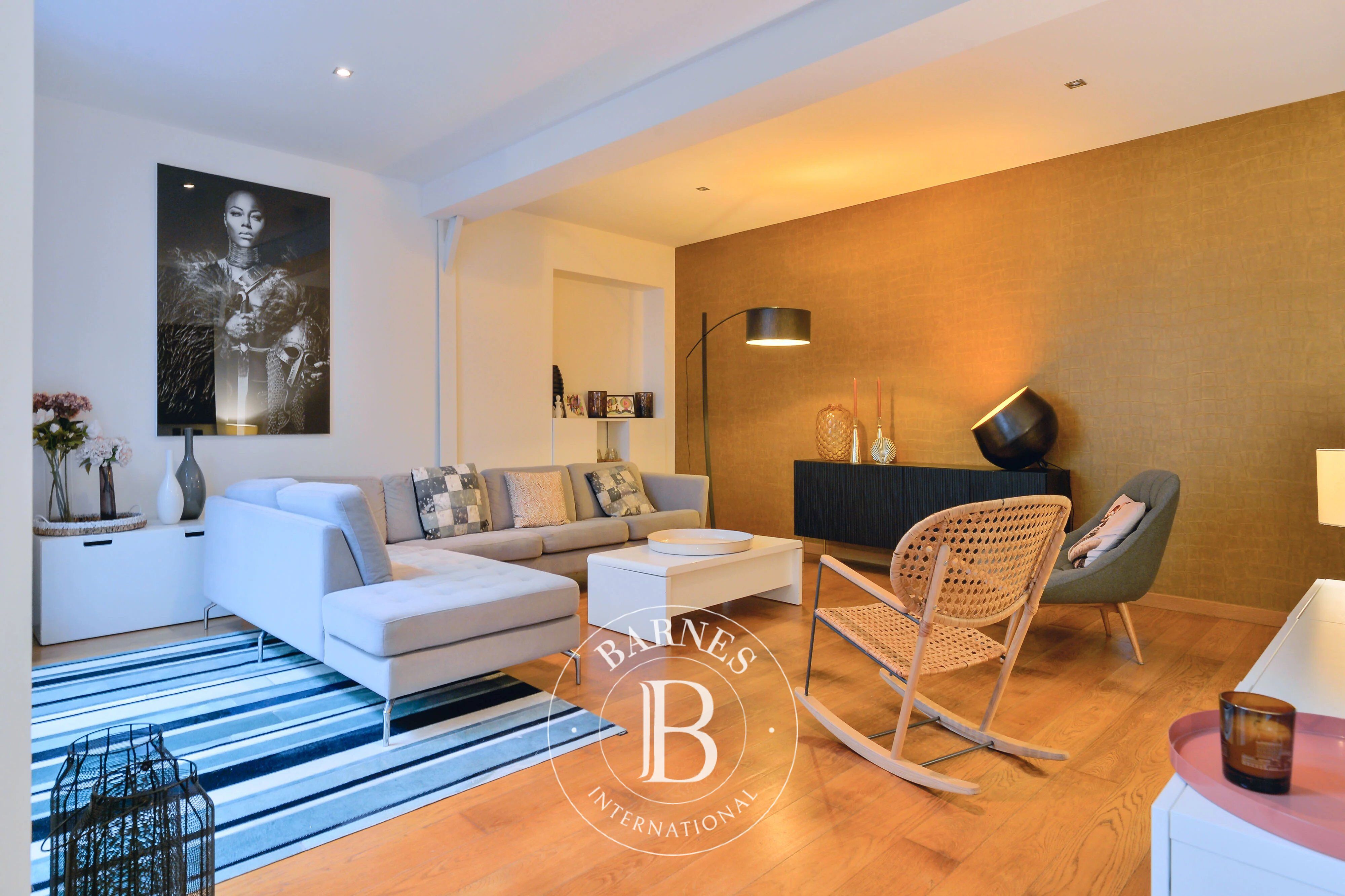 Stadthaus Lyon 6ème - picture 3