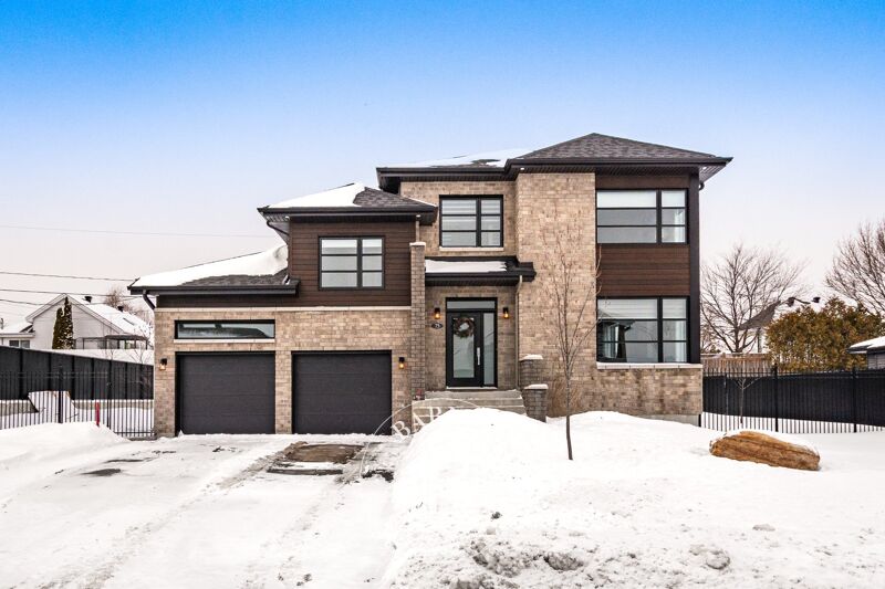 For Sale House | Notre-Dame-de-l'Île-Perrot - picture 1