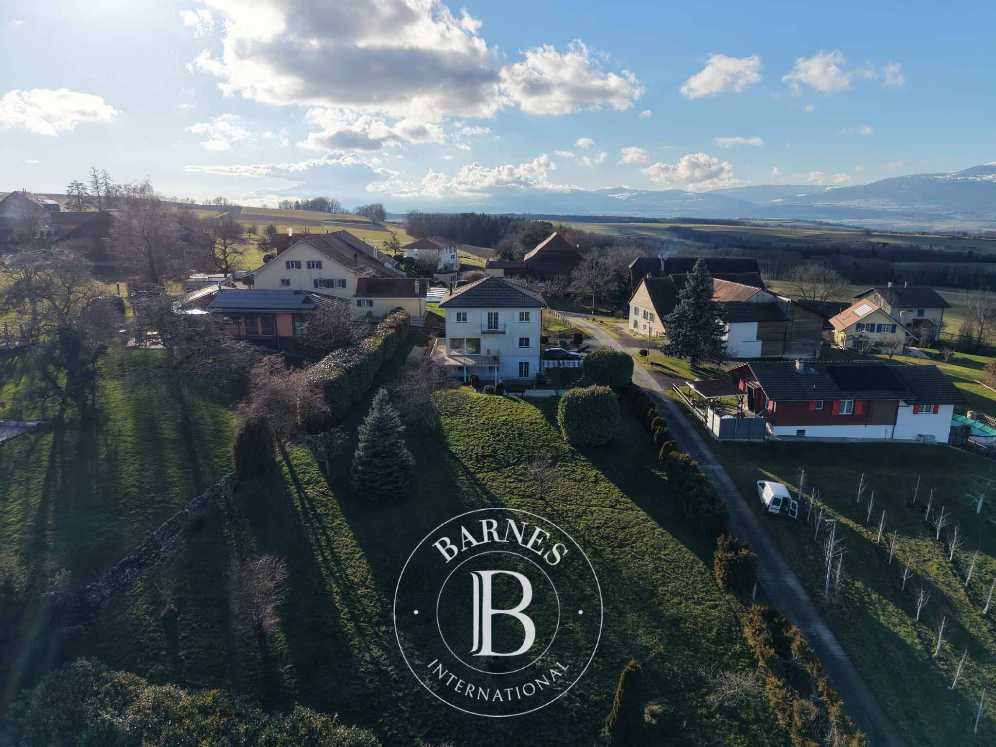 Une villa individuelle d’exception dans un écrin de verdure - picture 3