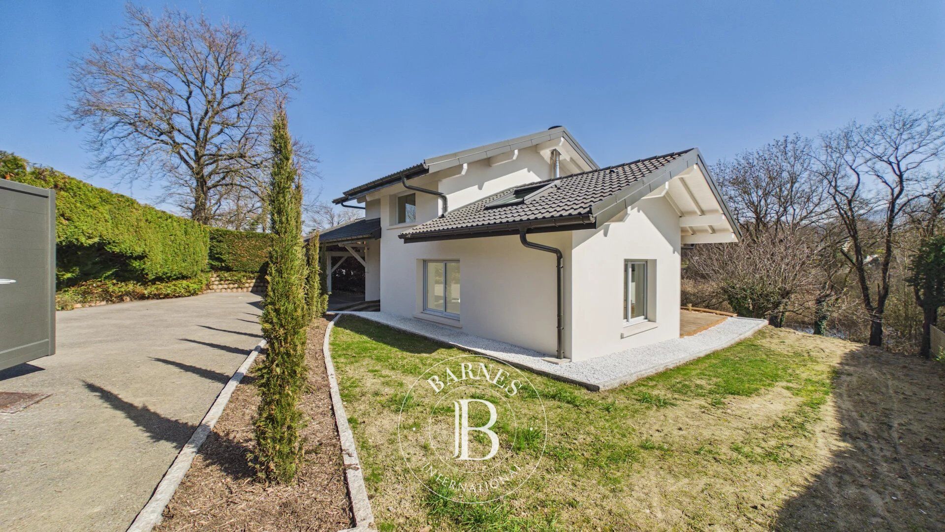 Veigy-Foncenex – Maison contemporaine – Environnement naturel préservé – 5 chambres - picture 2