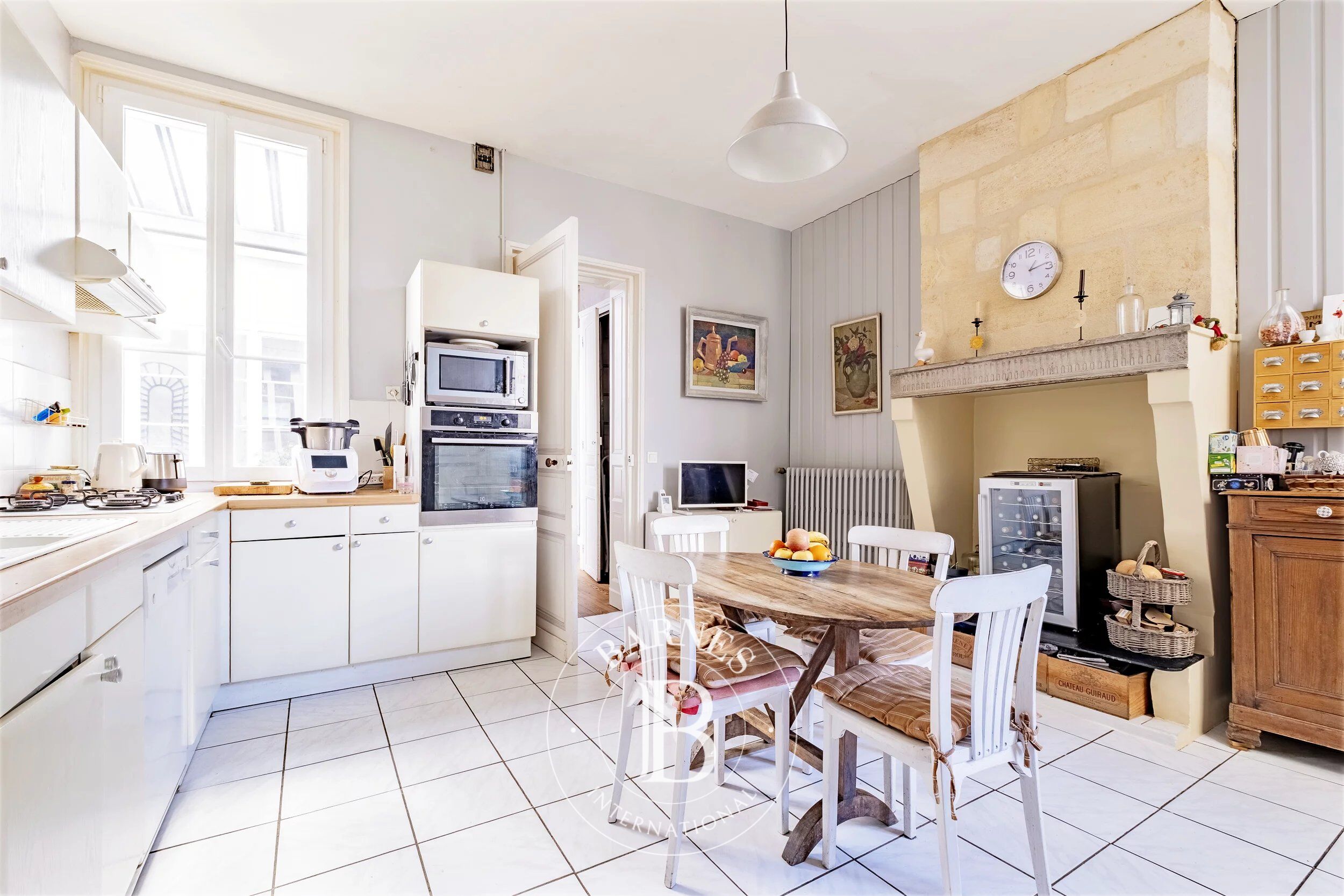 Bordeaux Musée d'Aquitaine - Appartement 205 m² - Ascenseur - Cave - picture 3