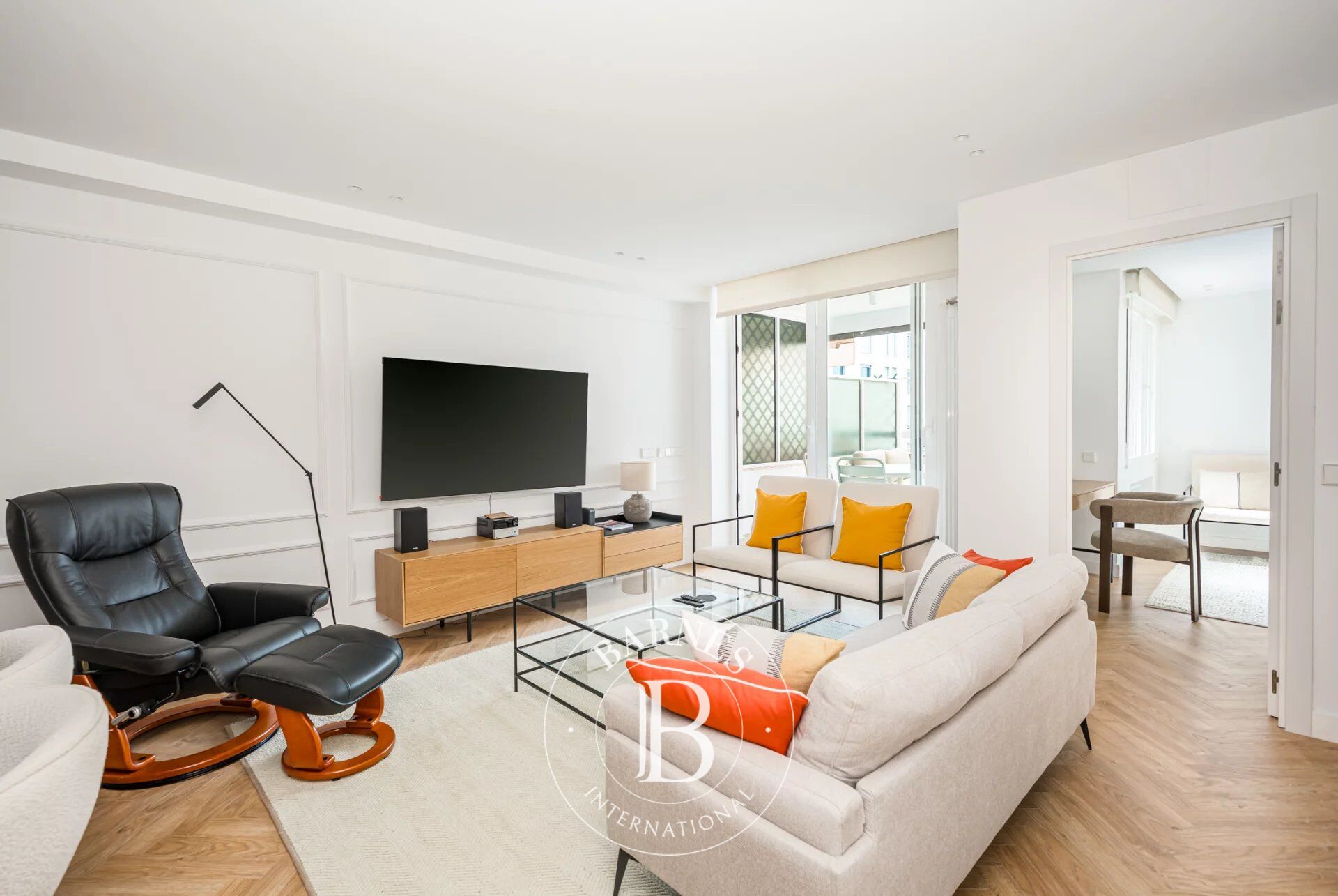 Élégant appartement meublé avec terrasse dans le quartier de Salamanca - picture 3