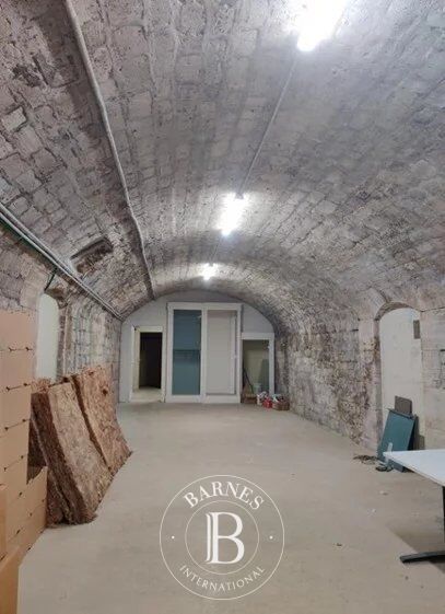 LOCAL COMMERCIAL A VENDRE - PARIS 7 - picture 3