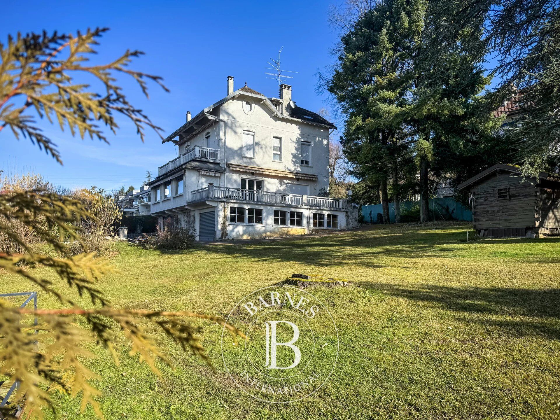 Villa Aix-les-Bains - picture 1