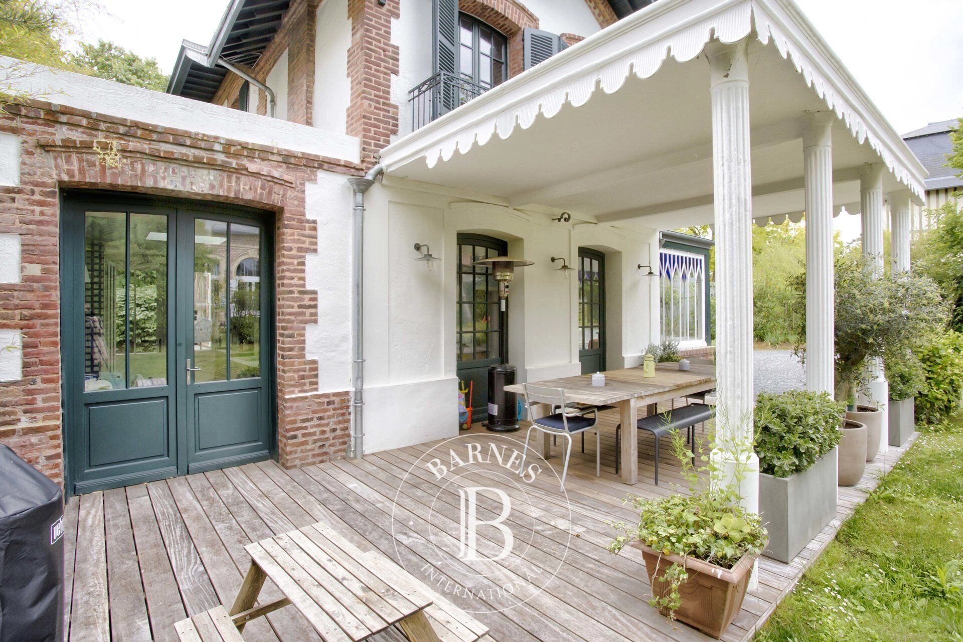 Tourgeville Plage - Magnifique villa - 6 chambres - jardin - picture 1